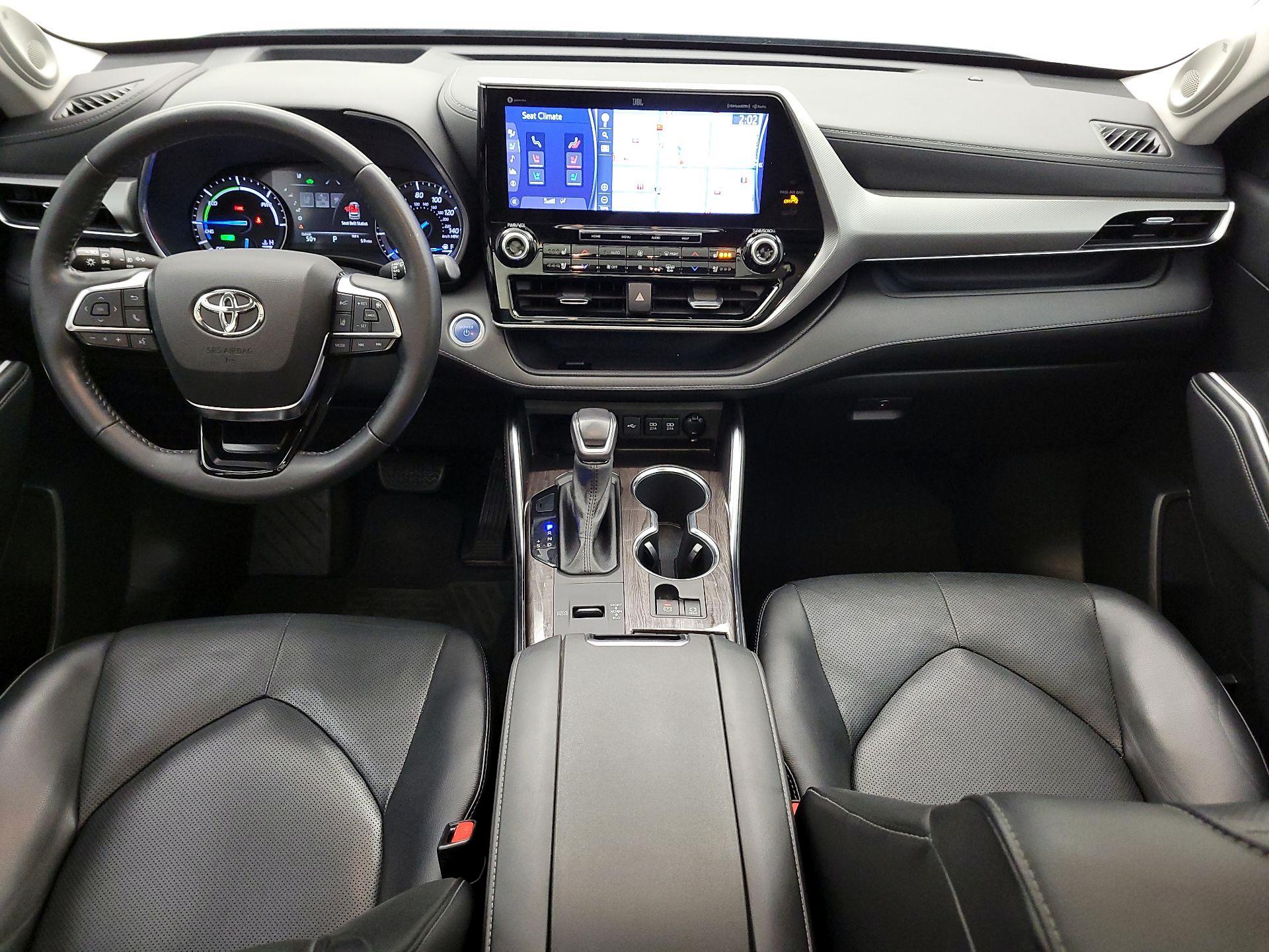 Thumbnail: 2021 Toyota Highlander - 9