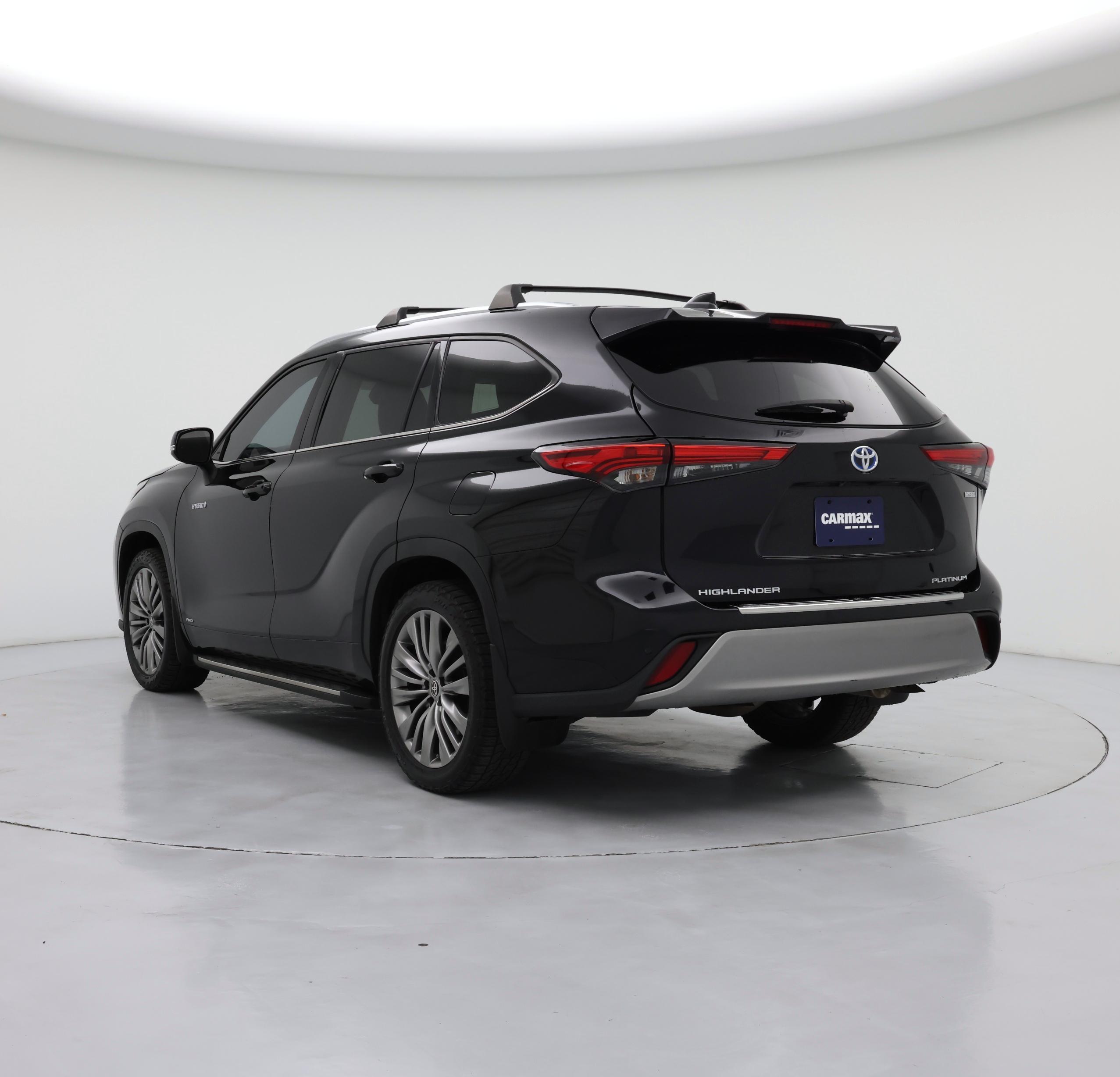 Thumbnail: 2021 Toyota Highlander - 2