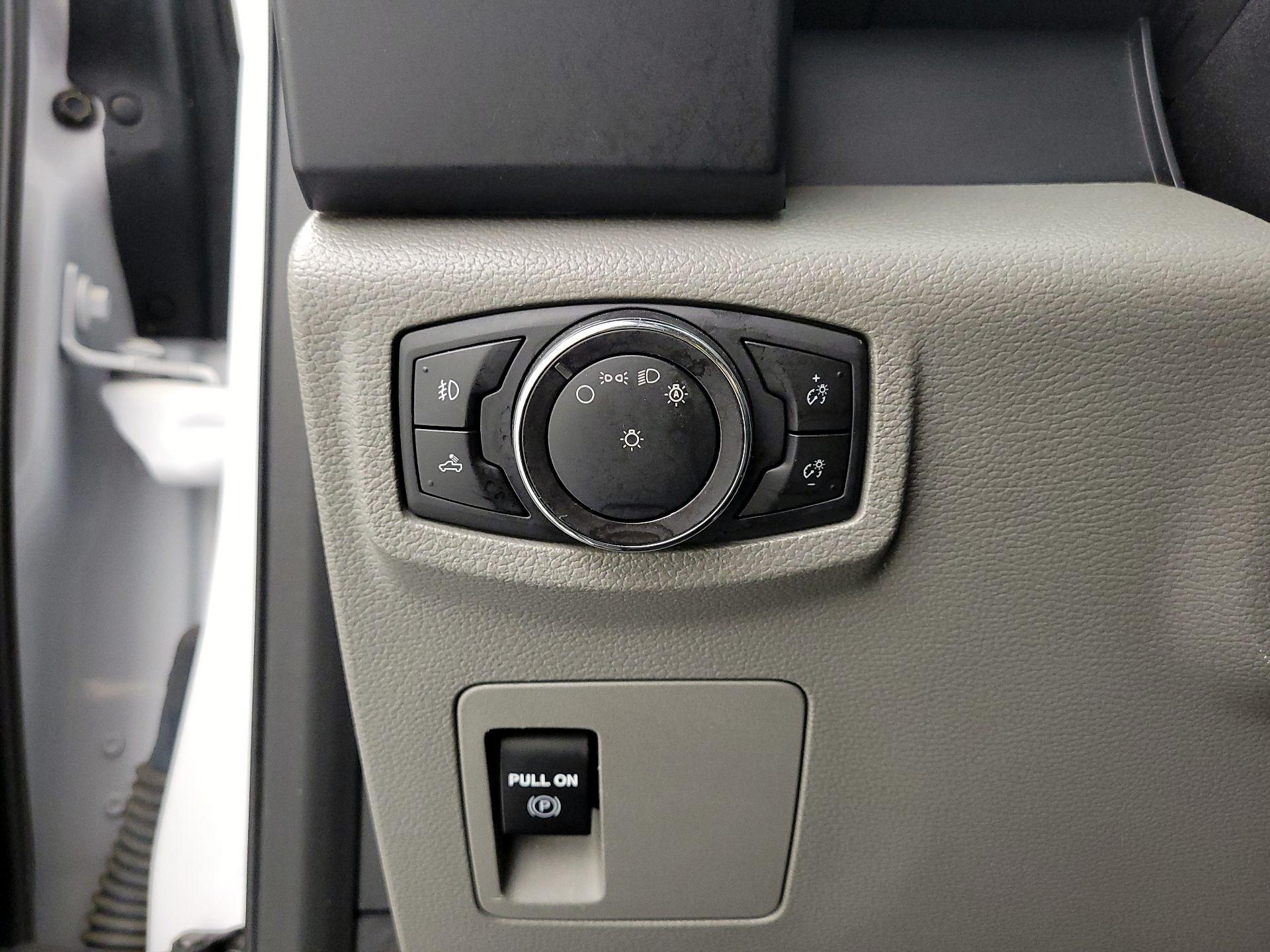 Thumbnail: 2018 Ford F-150 - 13