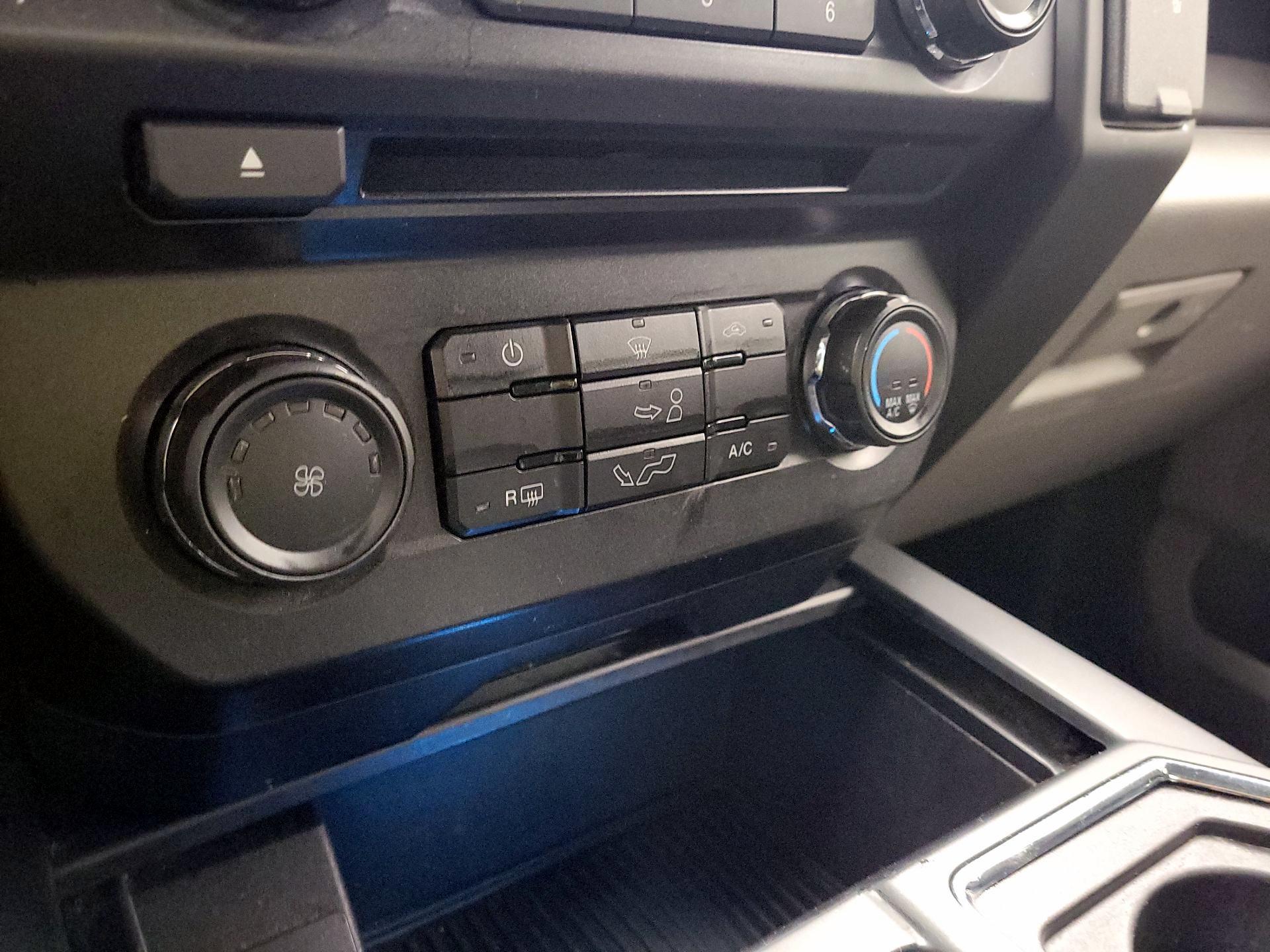 Thumbnail: 2018 Ford F-150 - 16