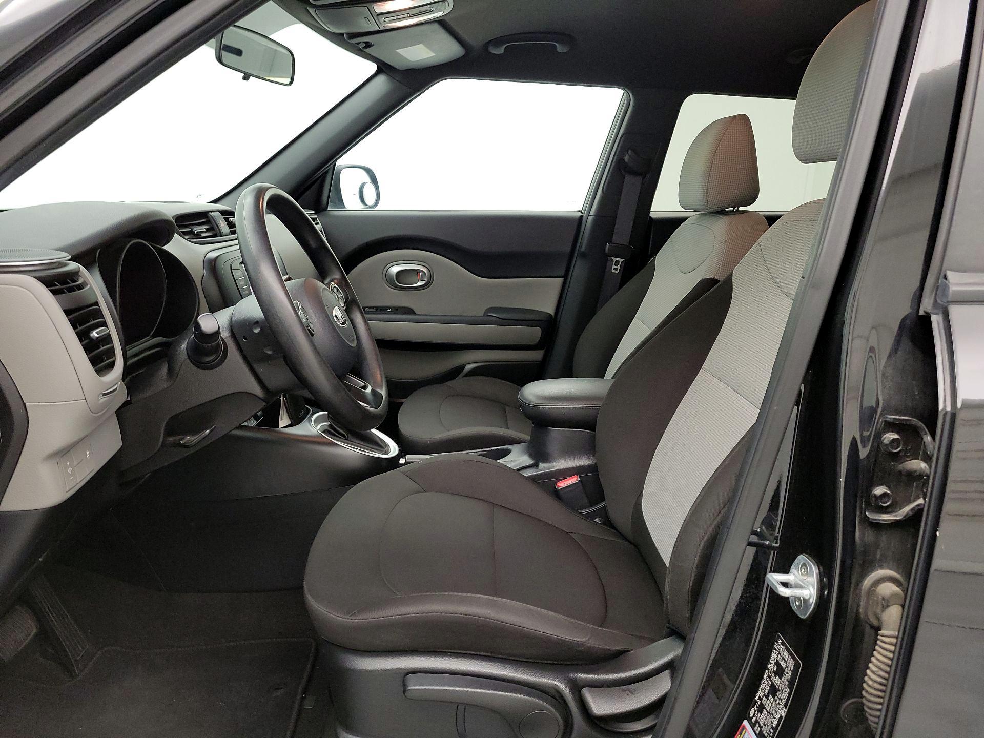 Thumbnail: 2018 Kia Soul - 11