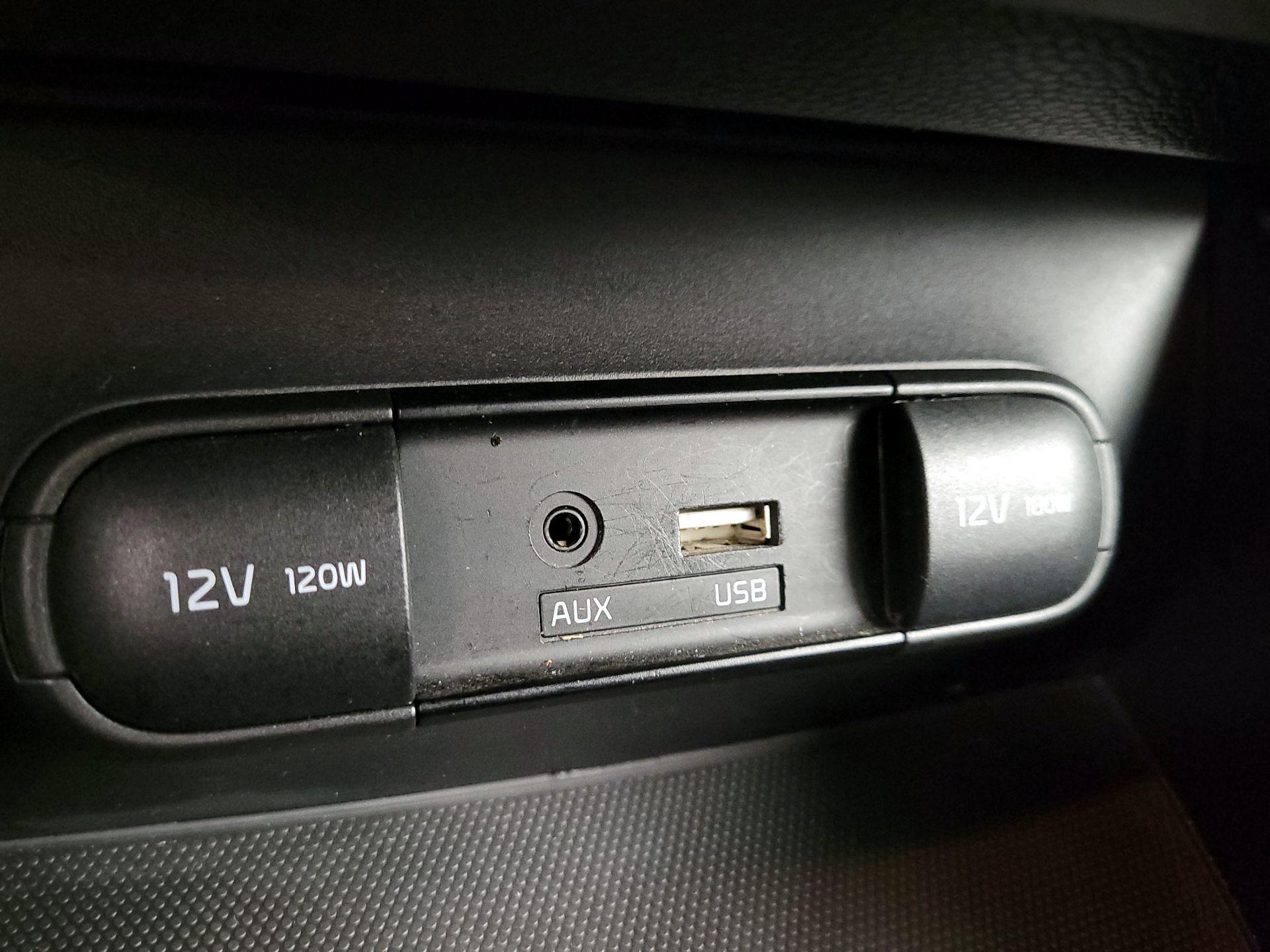 Thumbnail: 2018 Kia Soul - 17