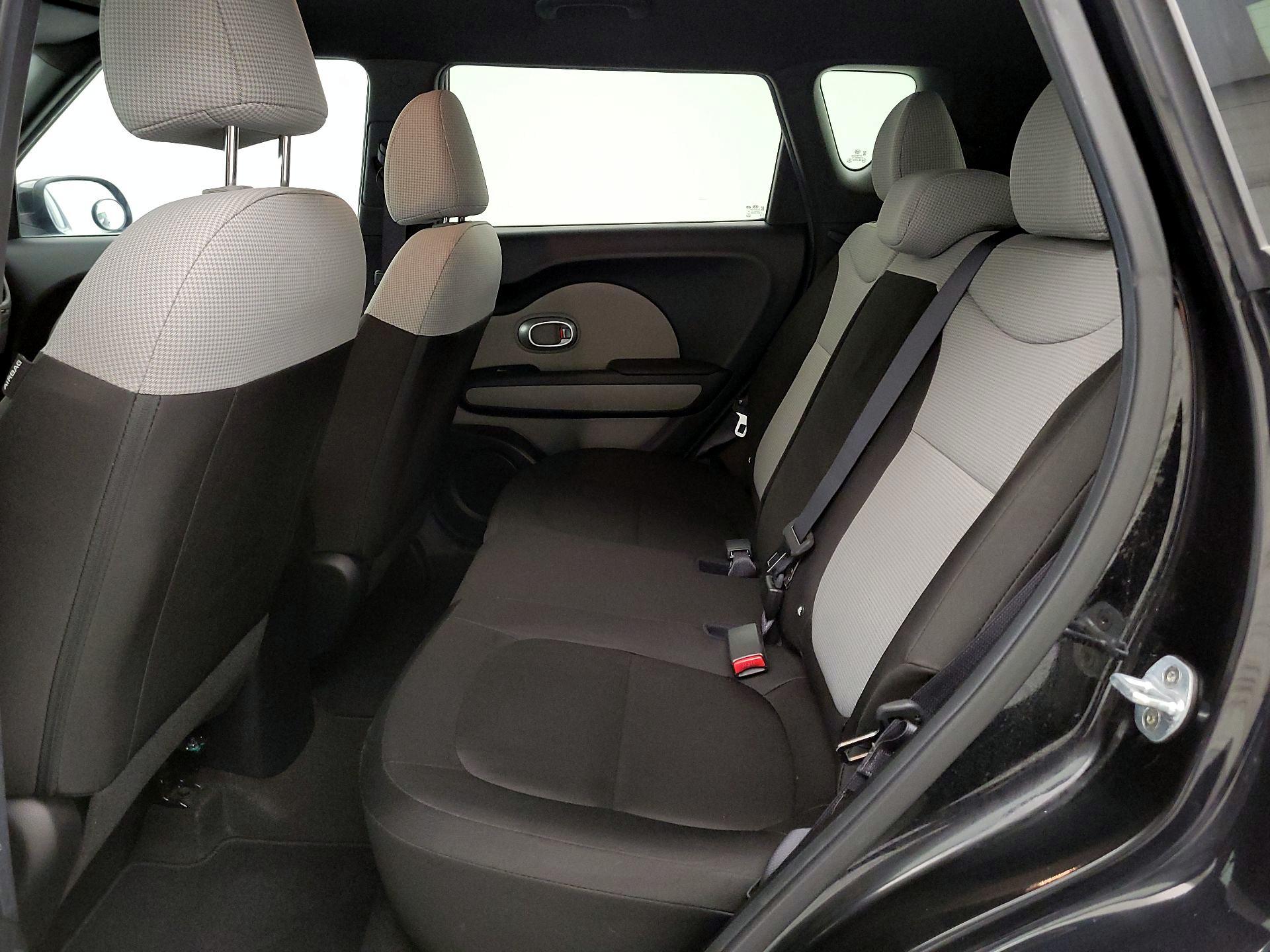 Thumbnail: 2018 Kia Soul - 18