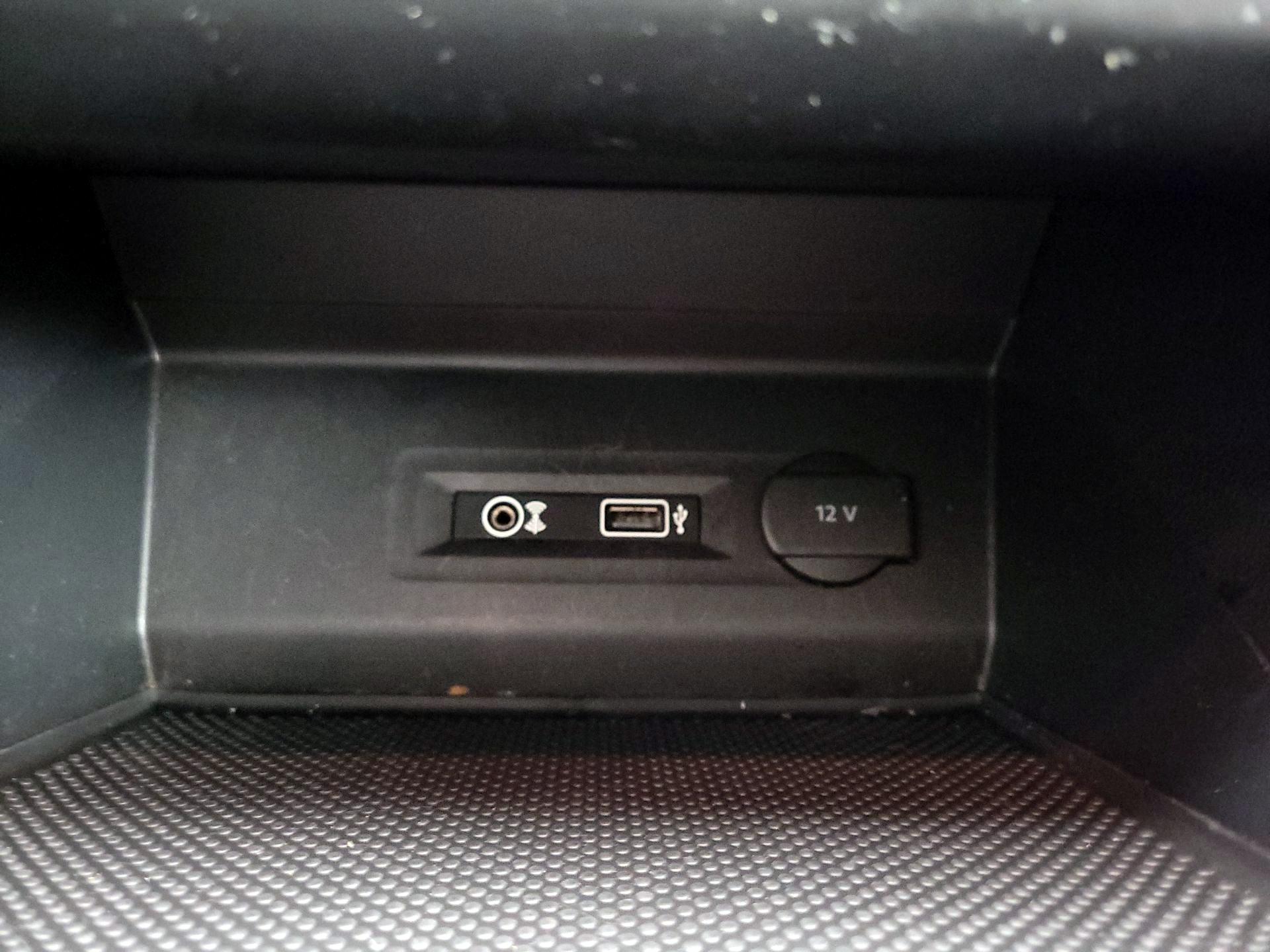 Thumbnail: 2018 Volkswagen Atlas - 18