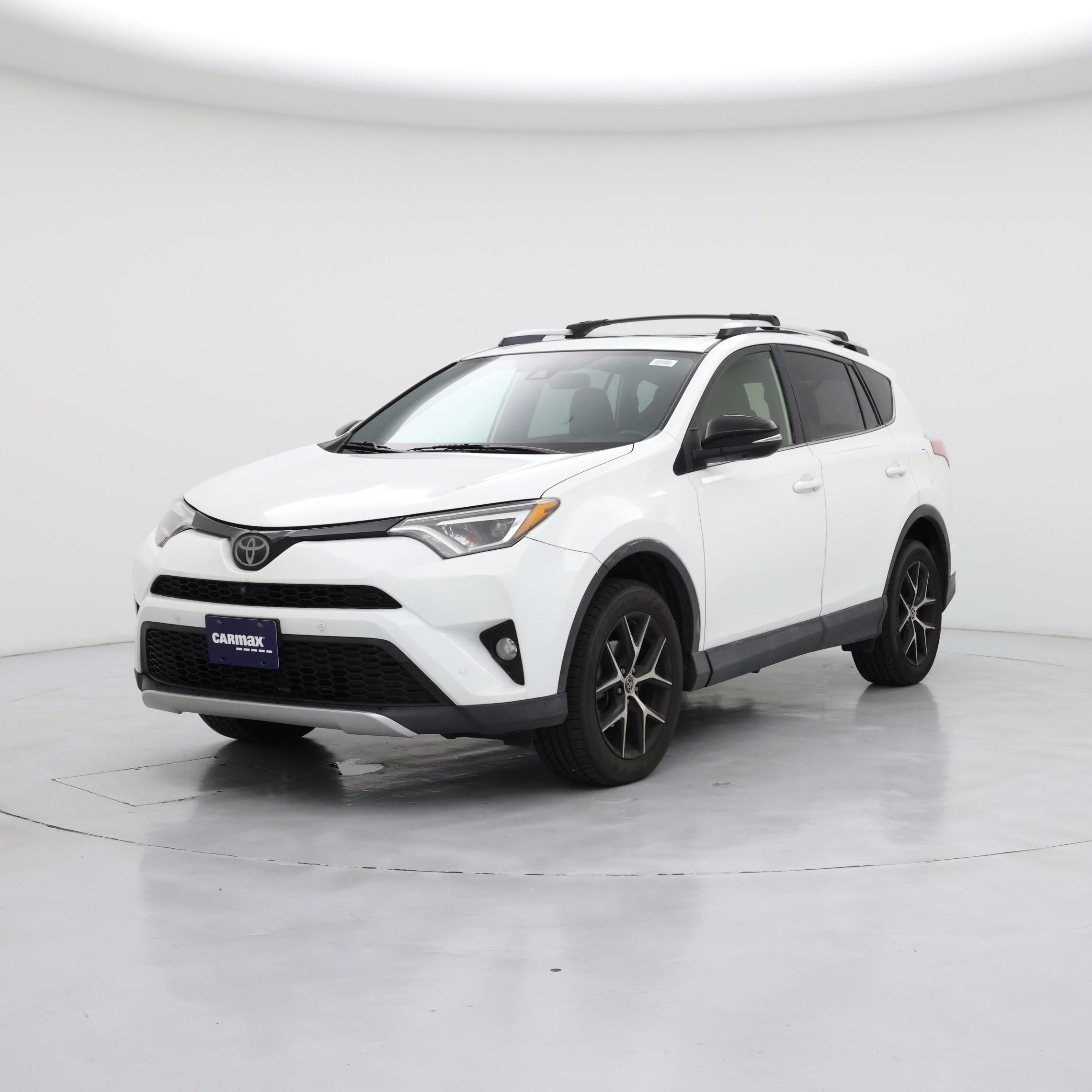 Thumbnail: 2016 Toyota RAV4 - 4