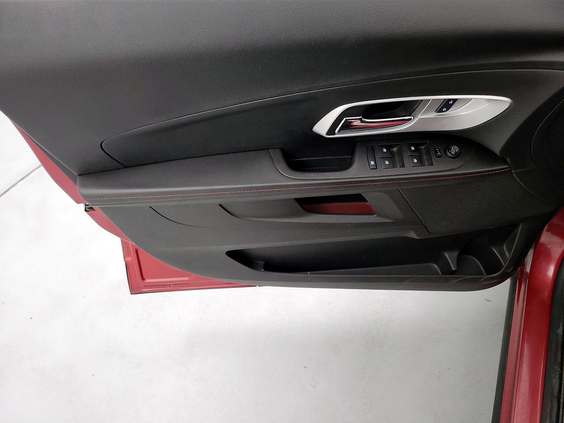 Thumbnail: 2015 Chevrolet Equinox - 12