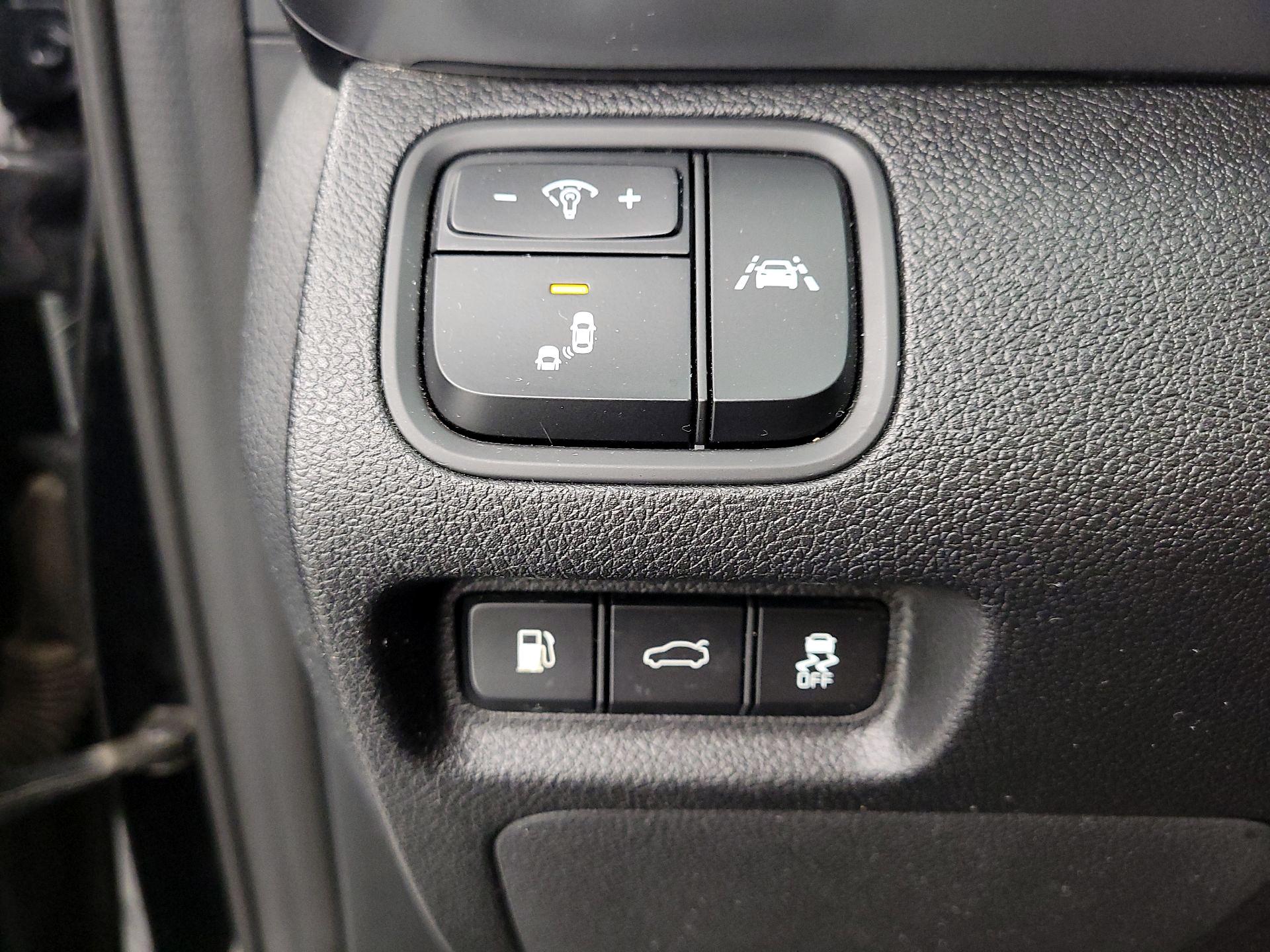 Thumbnail: 2019 Kia Optima - 13