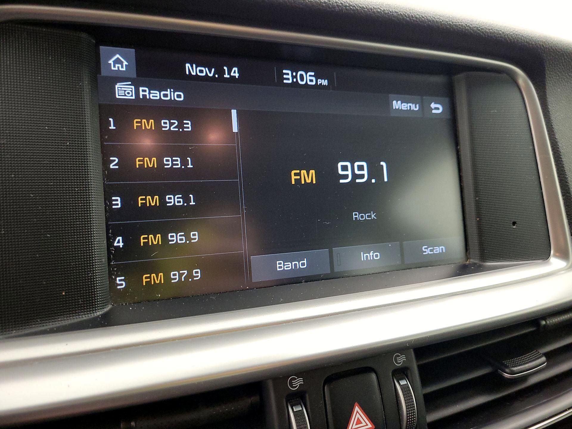 Thumbnail: 2019 Kia Optima - 15