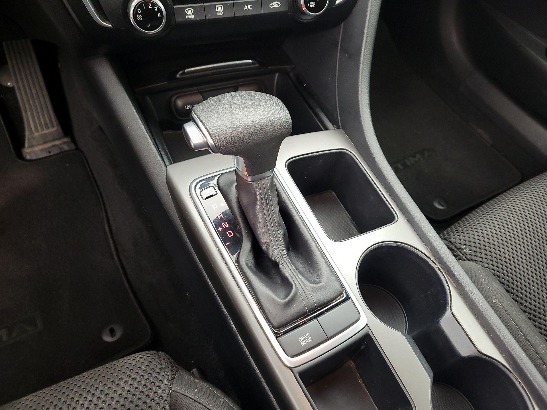 Thumbnail: 2019 Kia Optima - 17