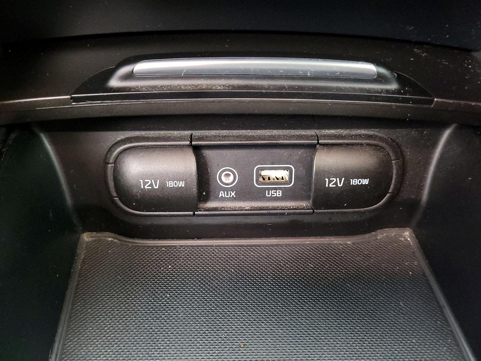 Thumbnail: 2019 Kia Optima - 18