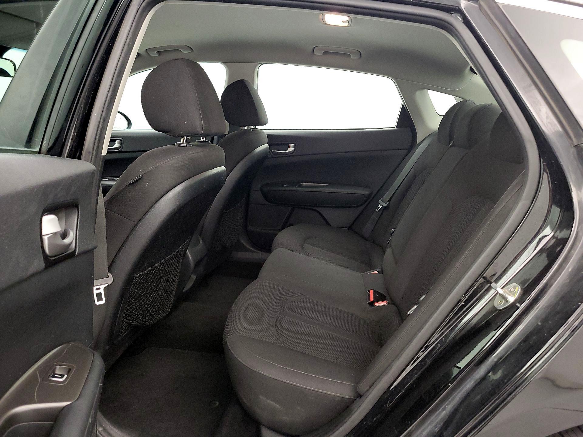 Thumbnail: 2019 Kia Optima - 19