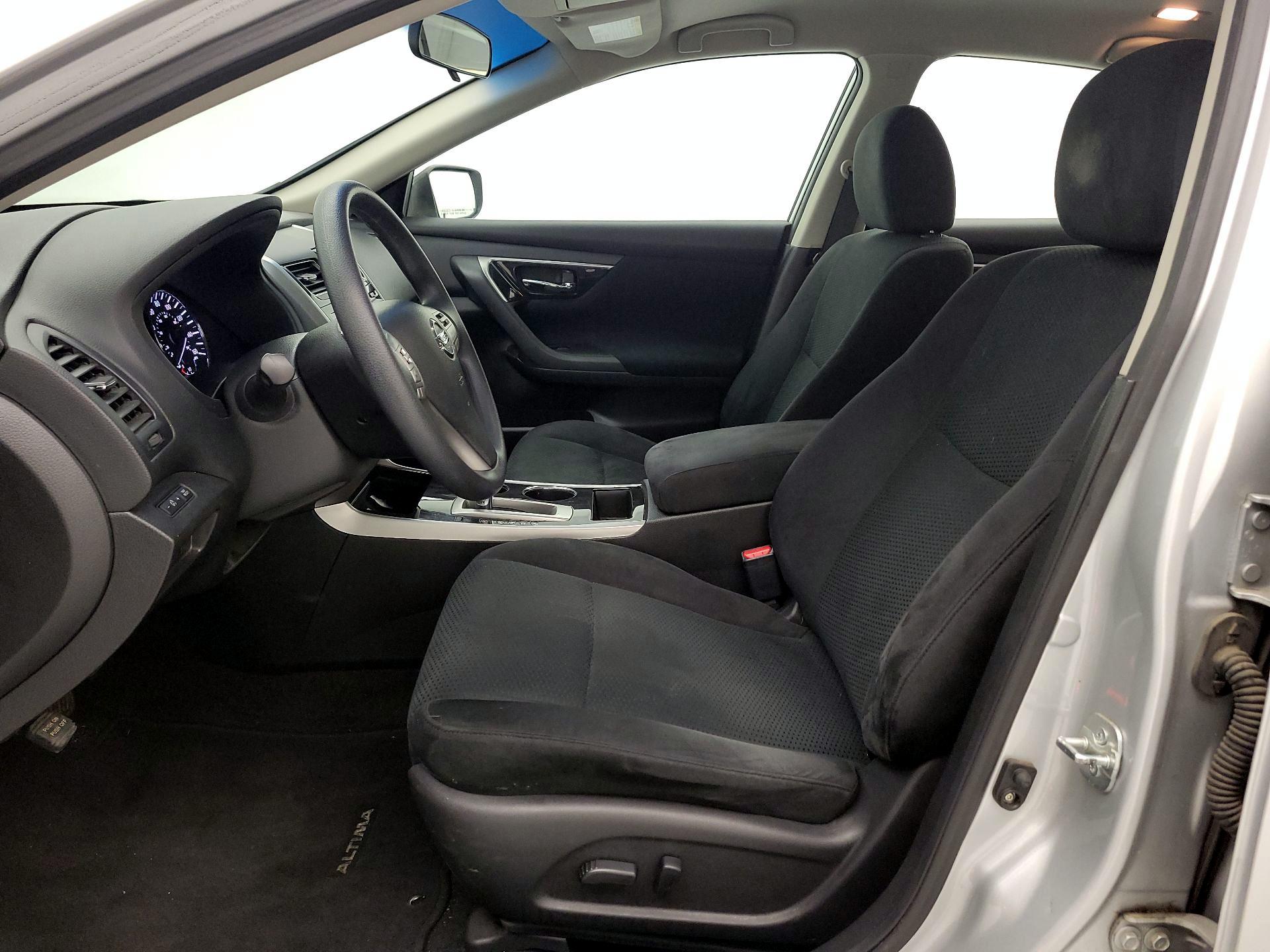 Thumbnail: 2014 Nissan Altima - 11