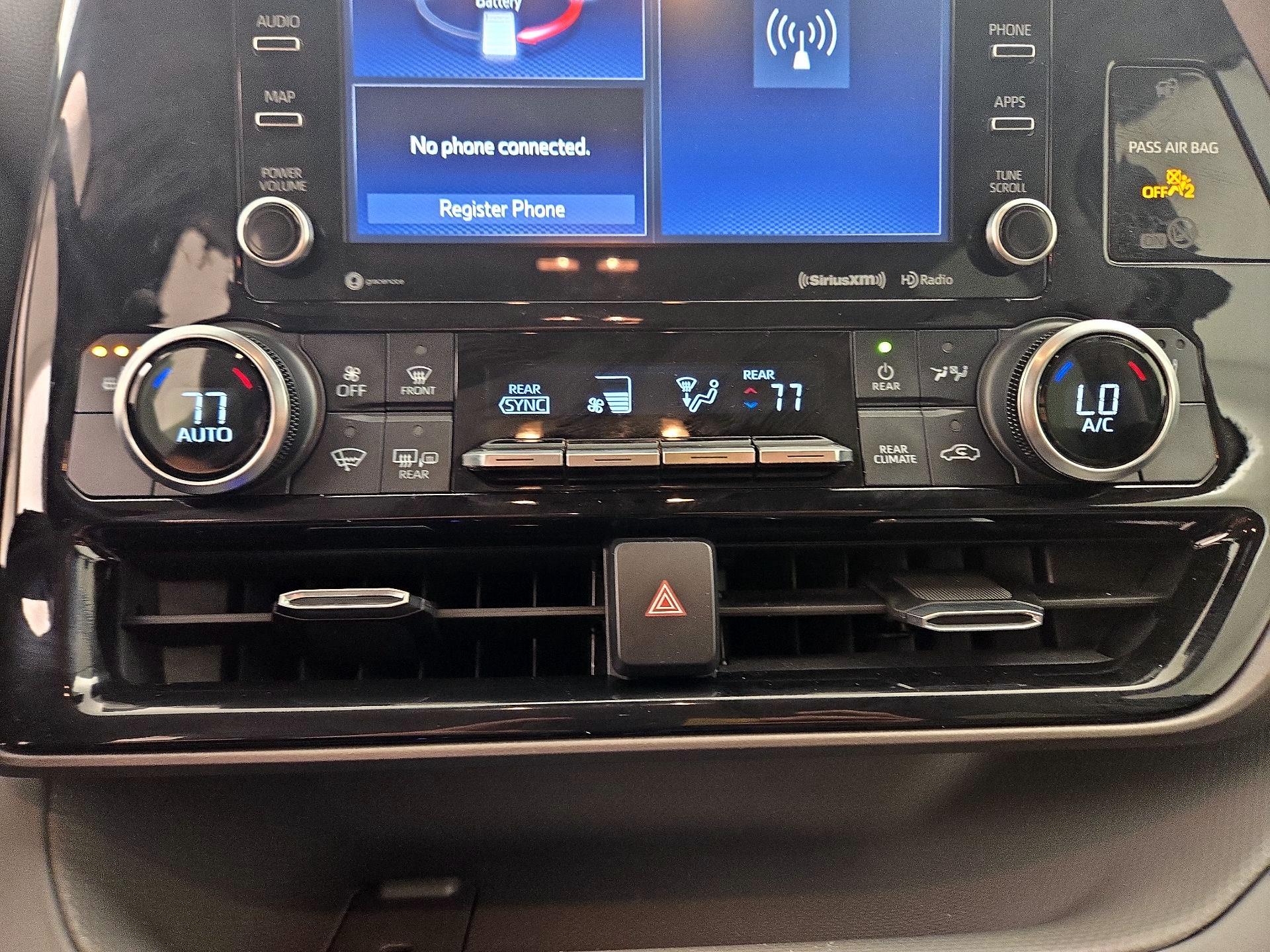 Thumbnail: 2022 Toyota Highlander - 17