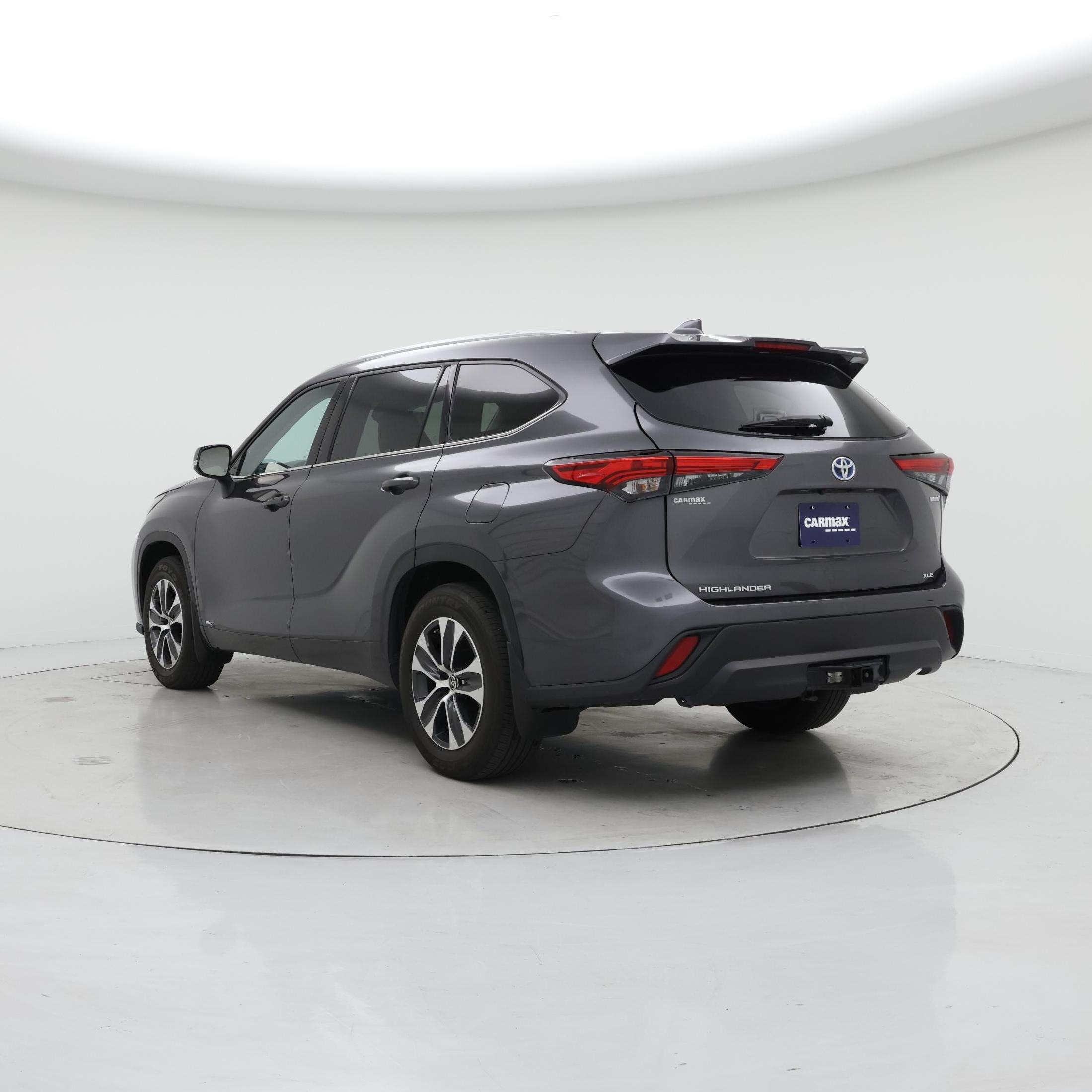 Thumbnail: 2022 Toyota Highlander - 2