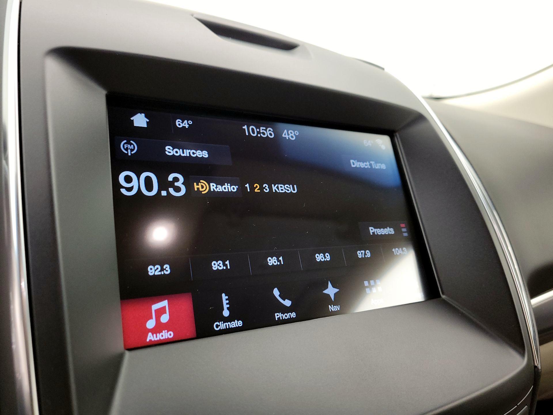 Thumbnail: 2018 Ford Edge - 16