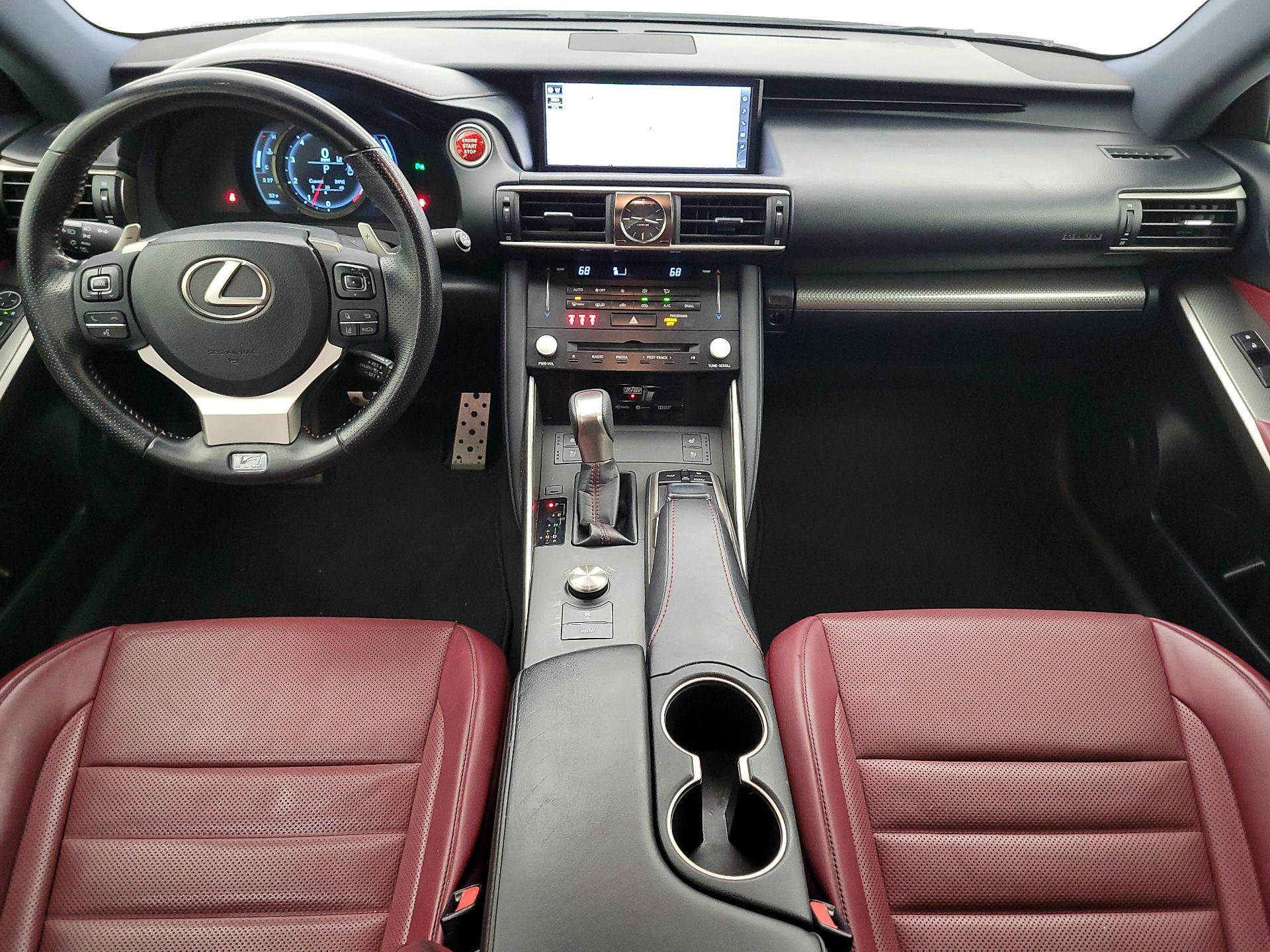 Thumbnail: 2018 Lexus IS - 9