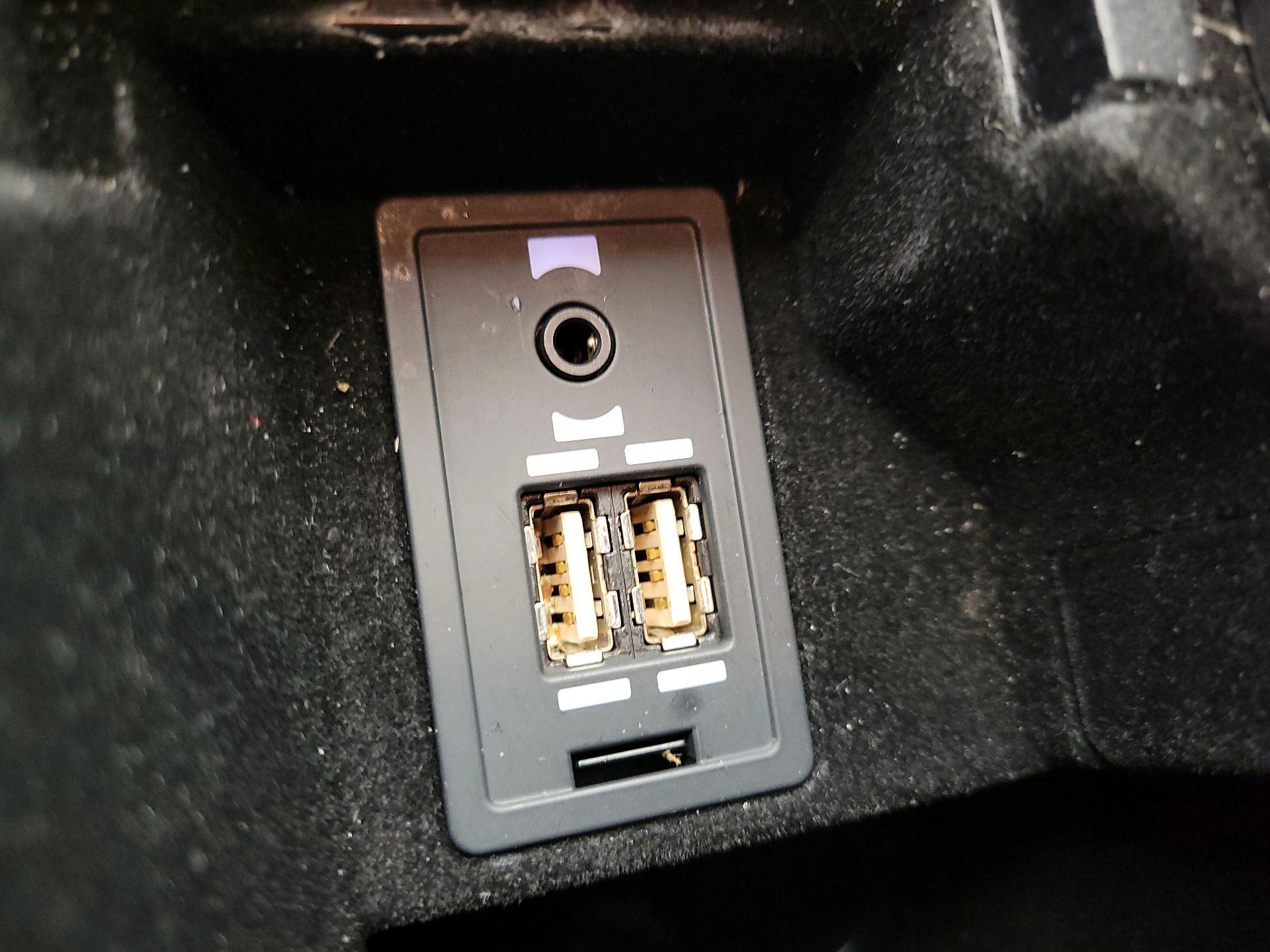 Thumbnail: 2018 Lexus IS - 19