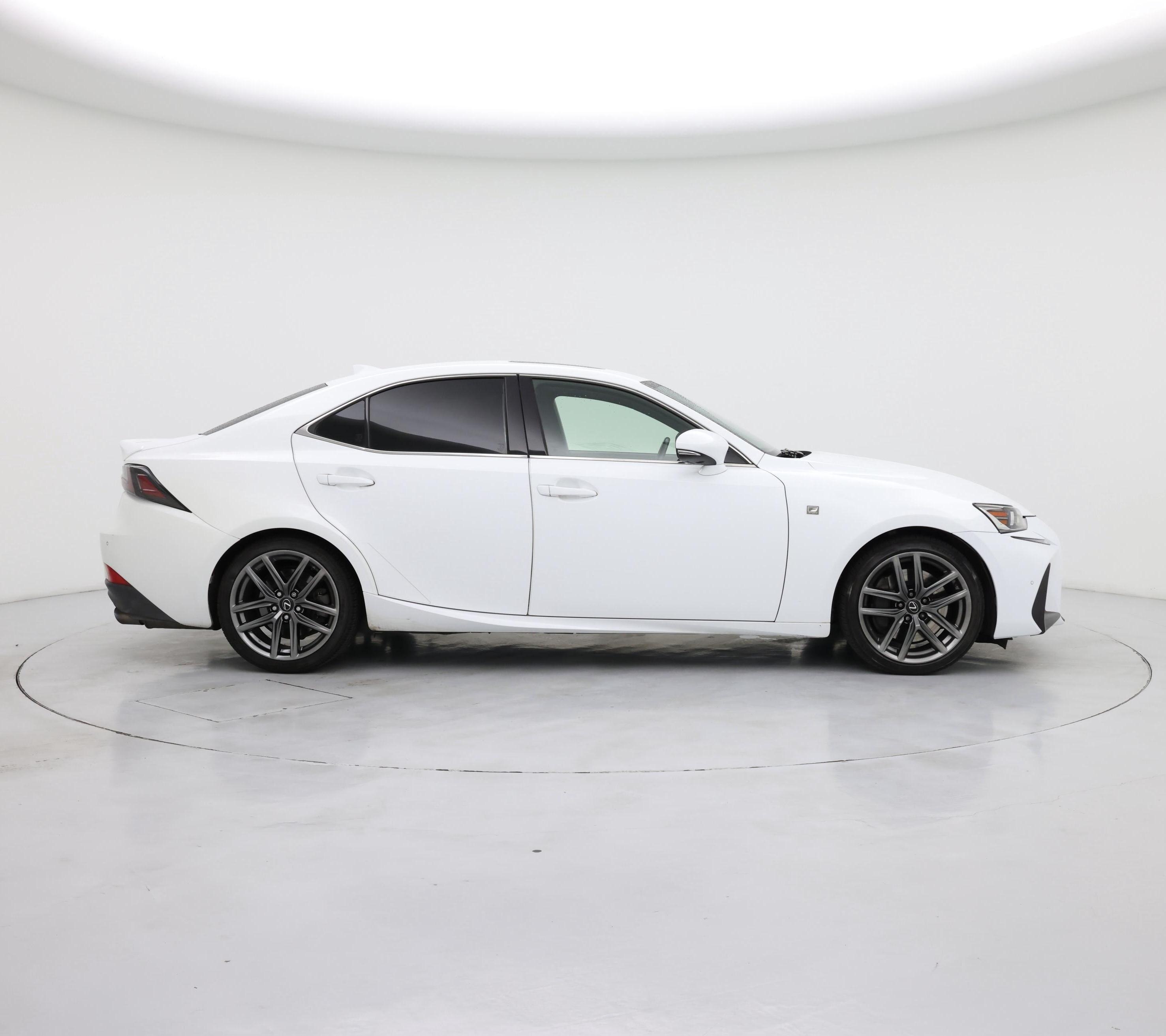 Thumbnail: 2018 Lexus IS - 7