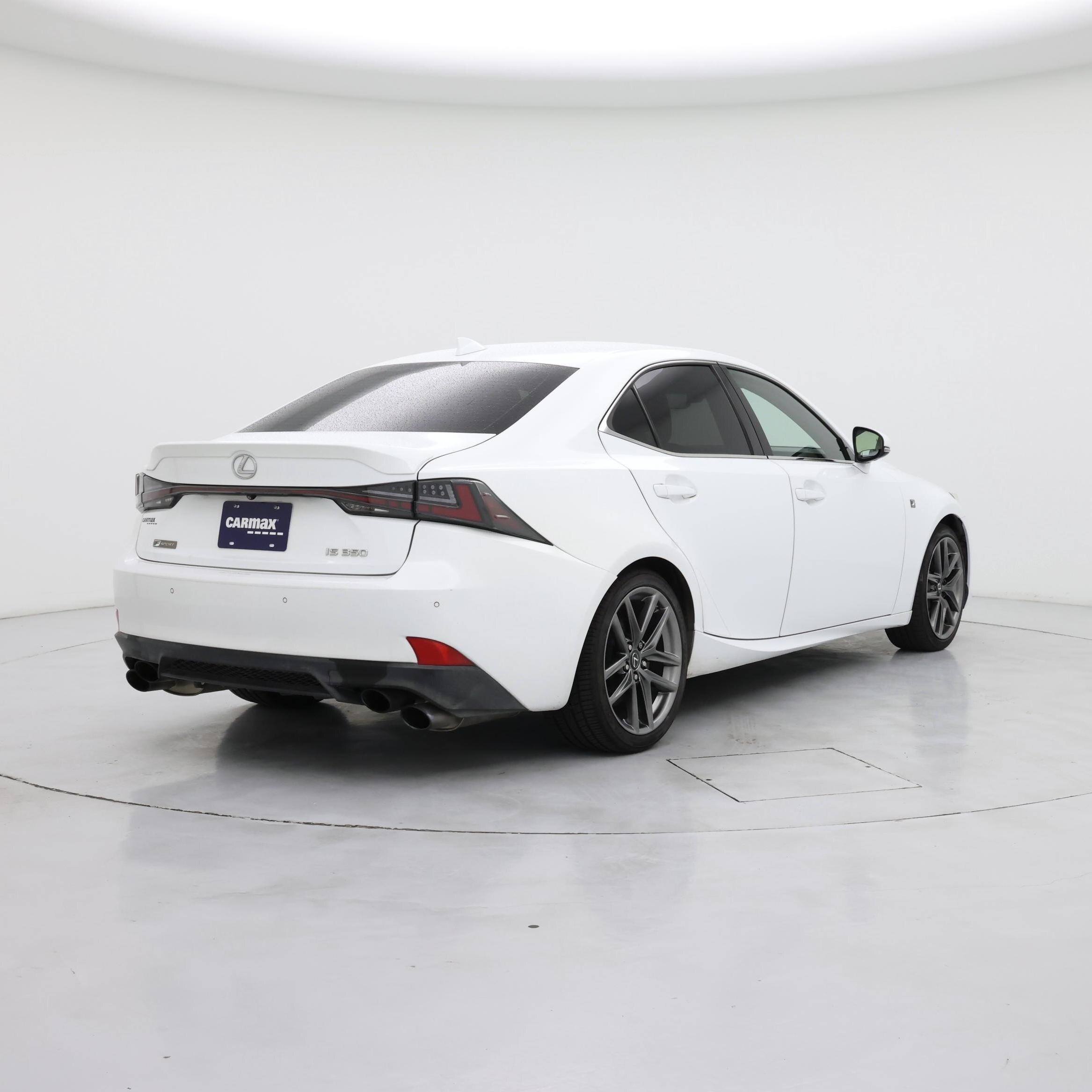 Thumbnail: 2018 Lexus IS - 8