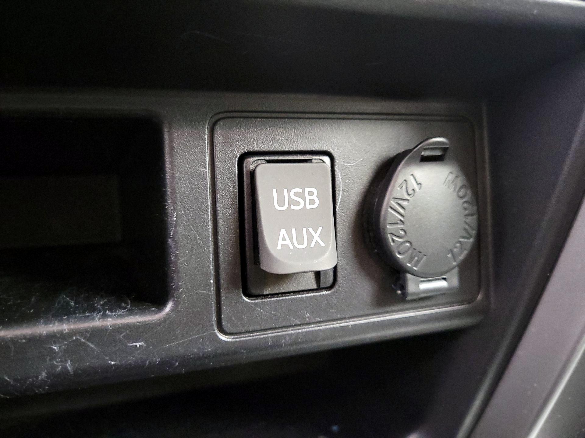 Thumbnail: 2018 Toyota 4Runner - 18