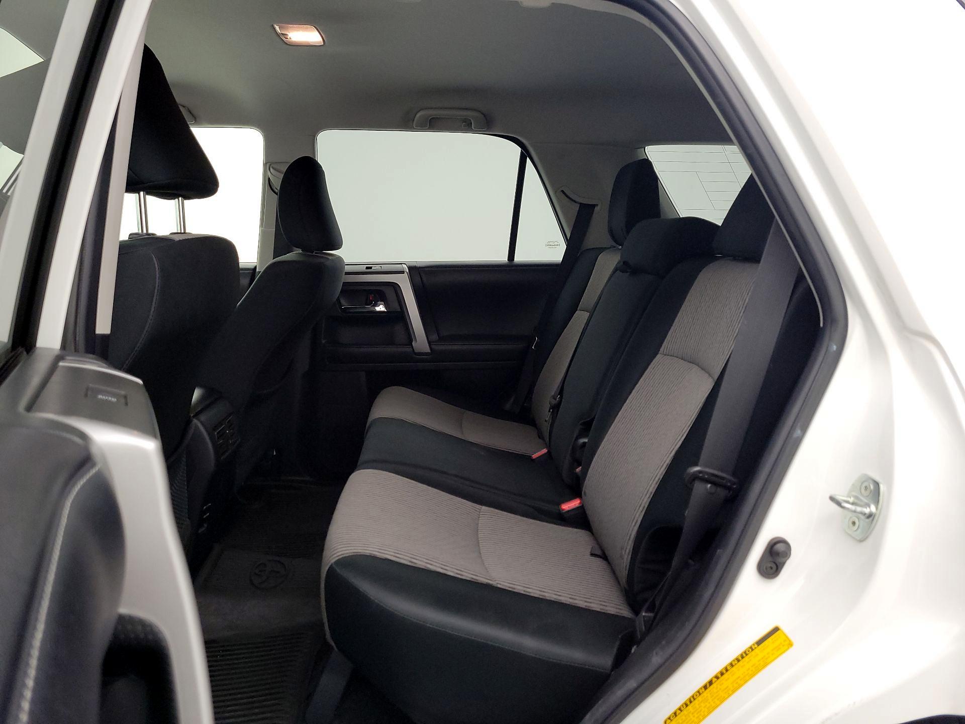 Thumbnail: 2018 Toyota 4Runner - 19