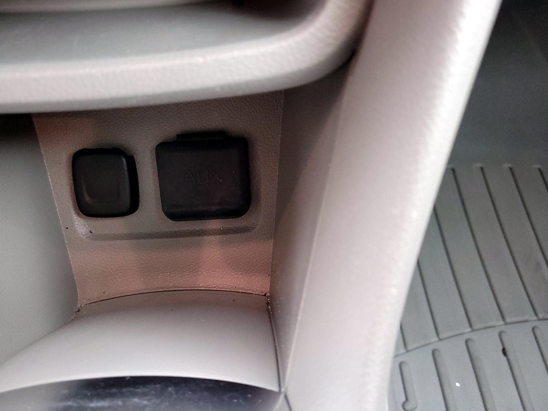 Thumbnail: 2015 Buick Encore - 19