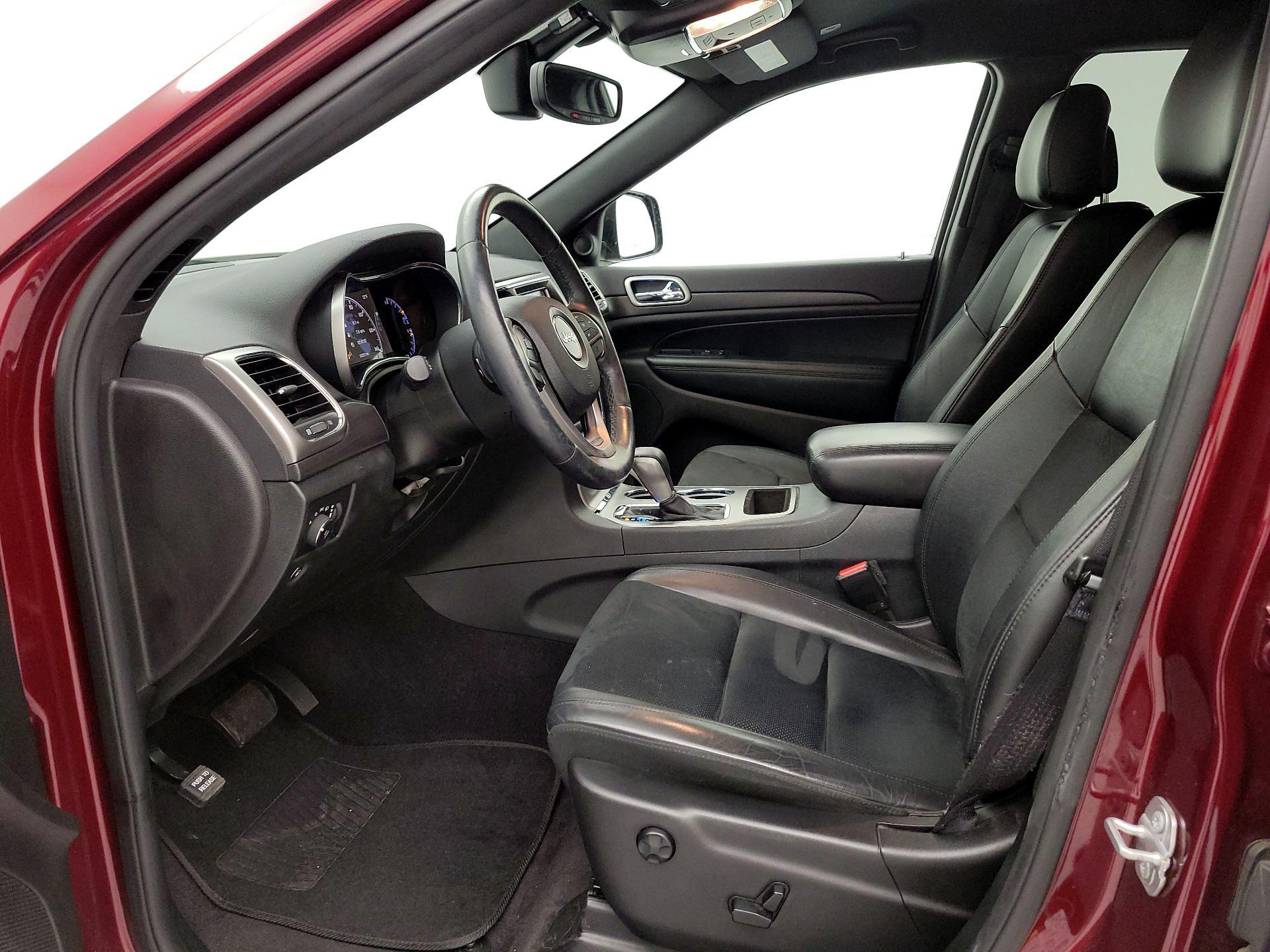 Thumbnail: 2018 Jeep Grand Cherokee - 11