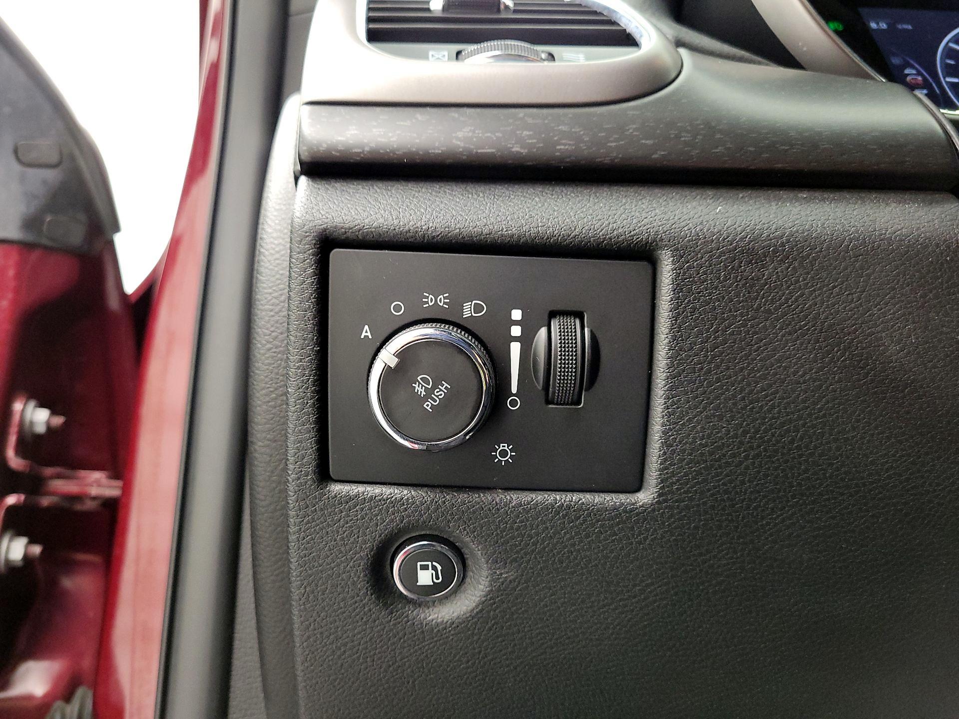 Thumbnail: 2018 Jeep Grand Cherokee - 13