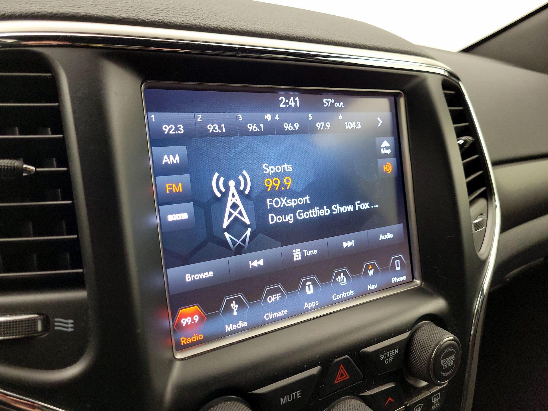 Thumbnail: 2018 Jeep Grand Cherokee - 16