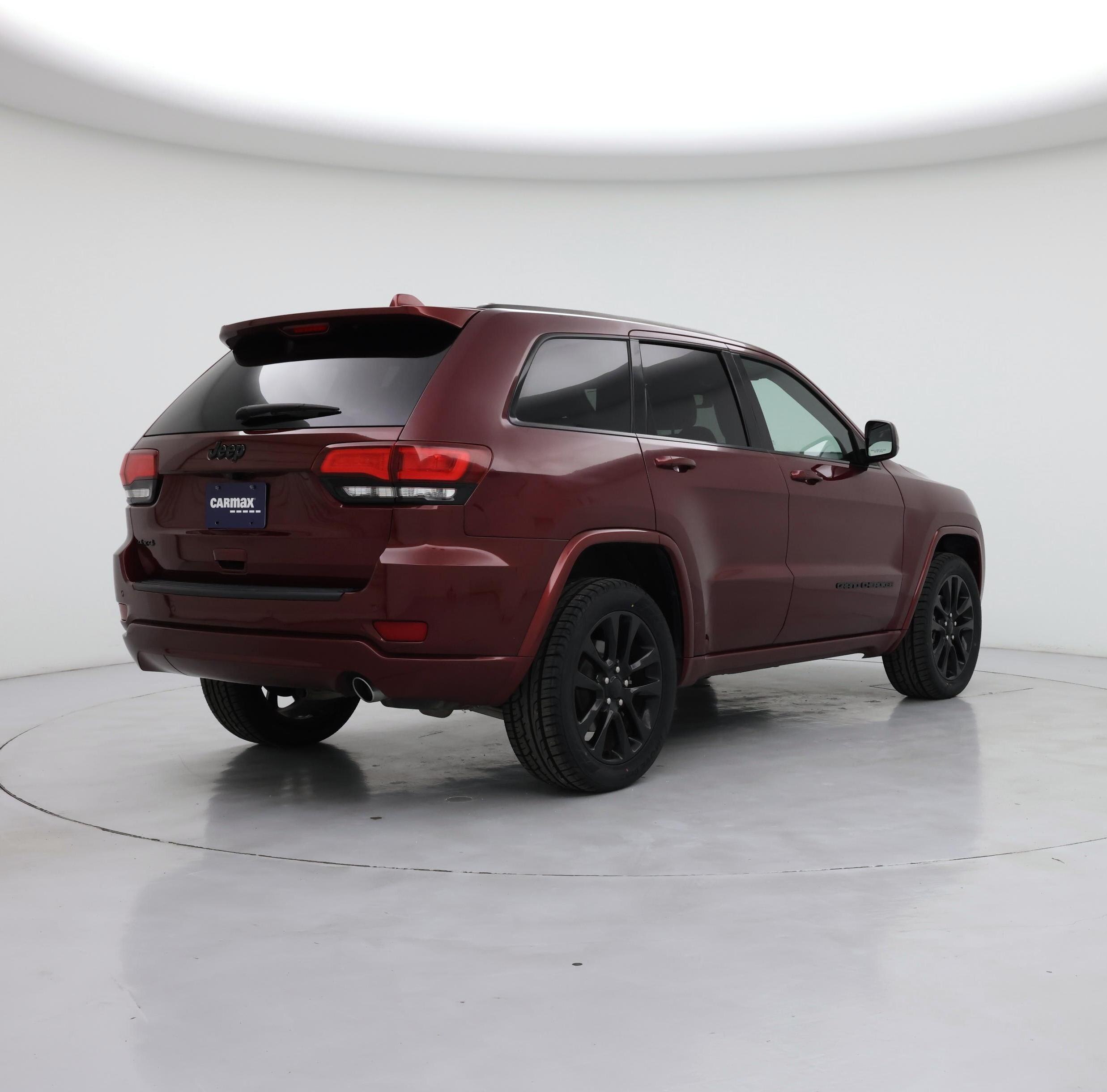Thumbnail: 2018 Jeep Grand Cherokee - 8