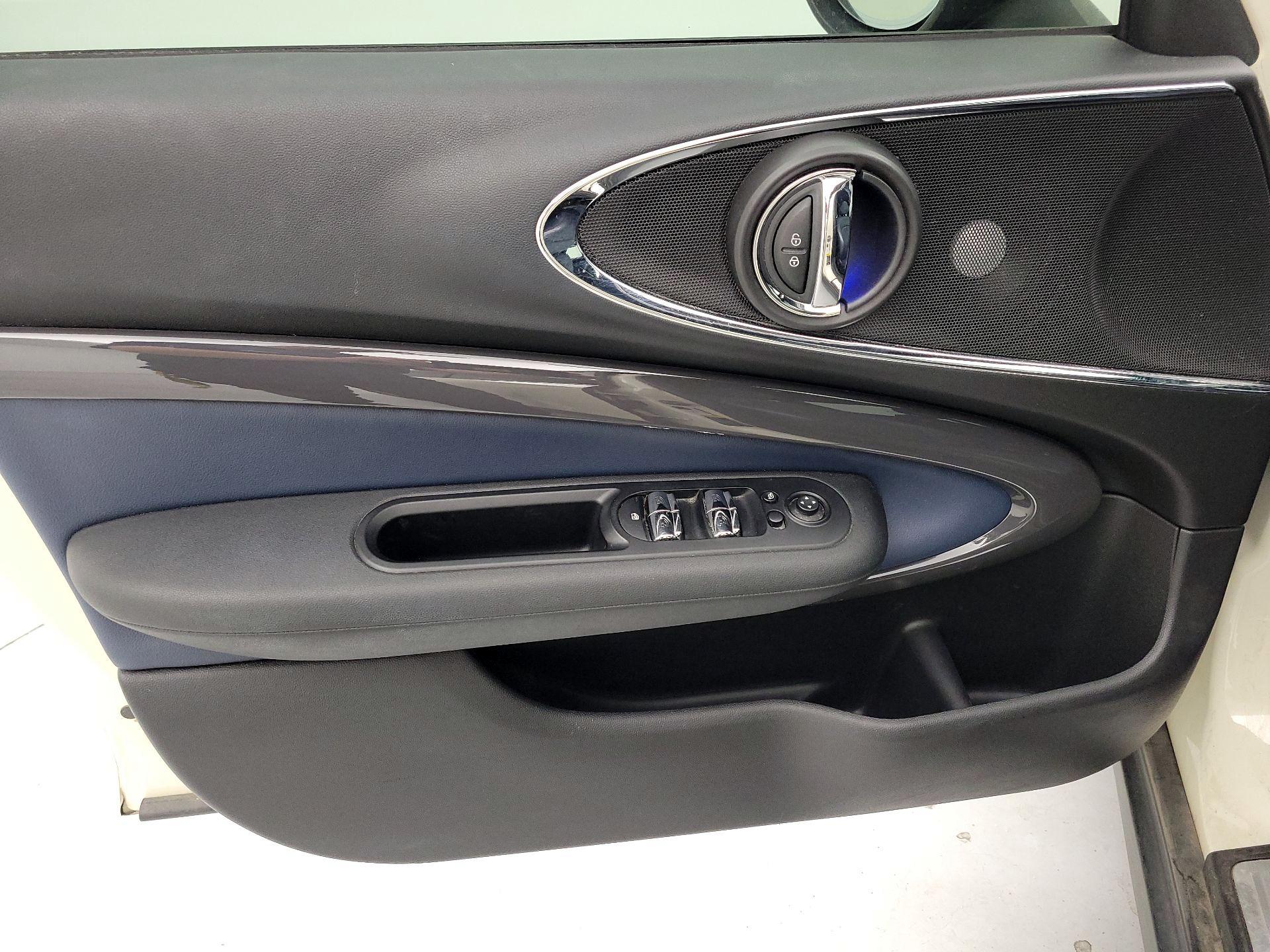 Thumbnail: 2017 MINI Cooper Clubman - 12