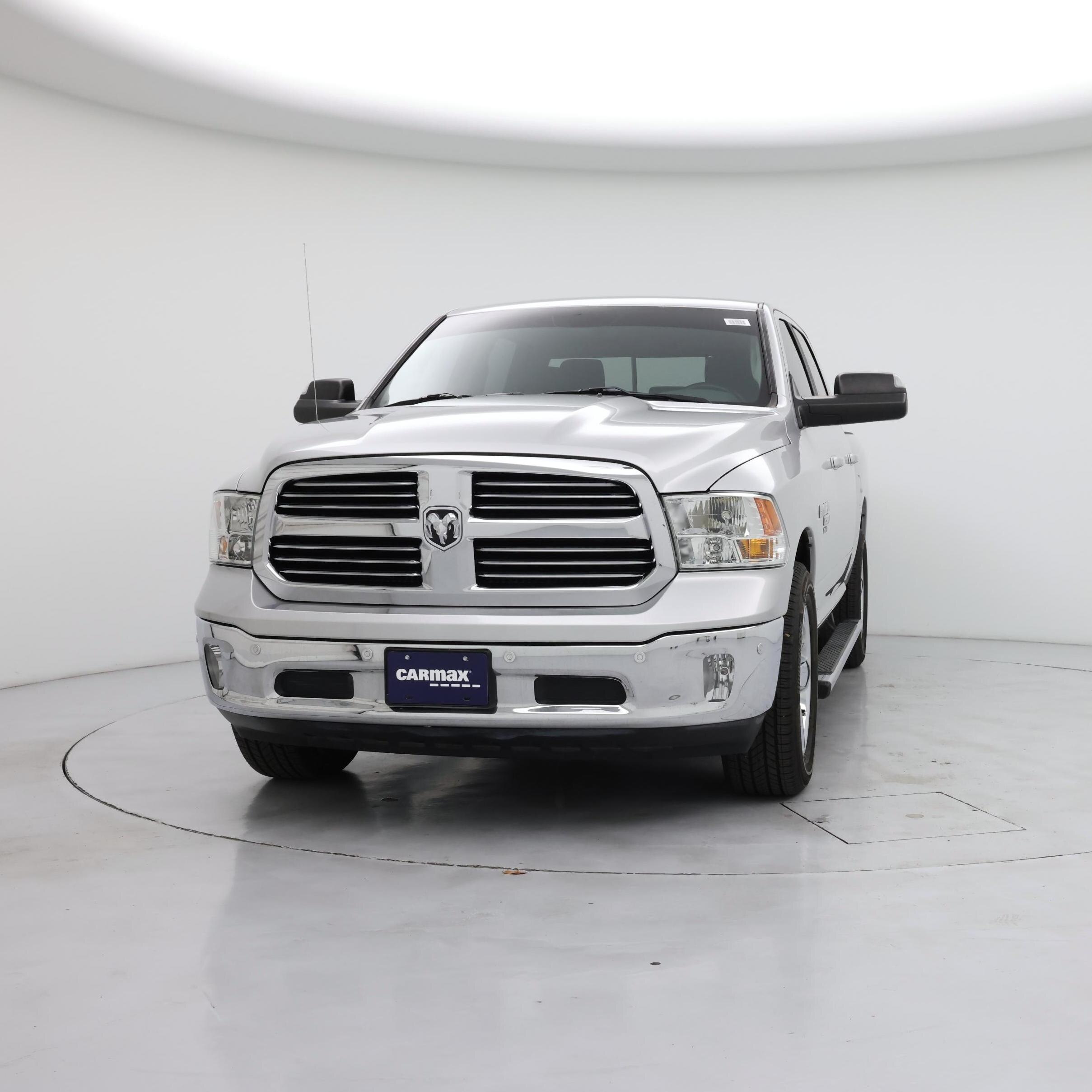 Thumbnail: 2019 RAM 1500 Classic - 5