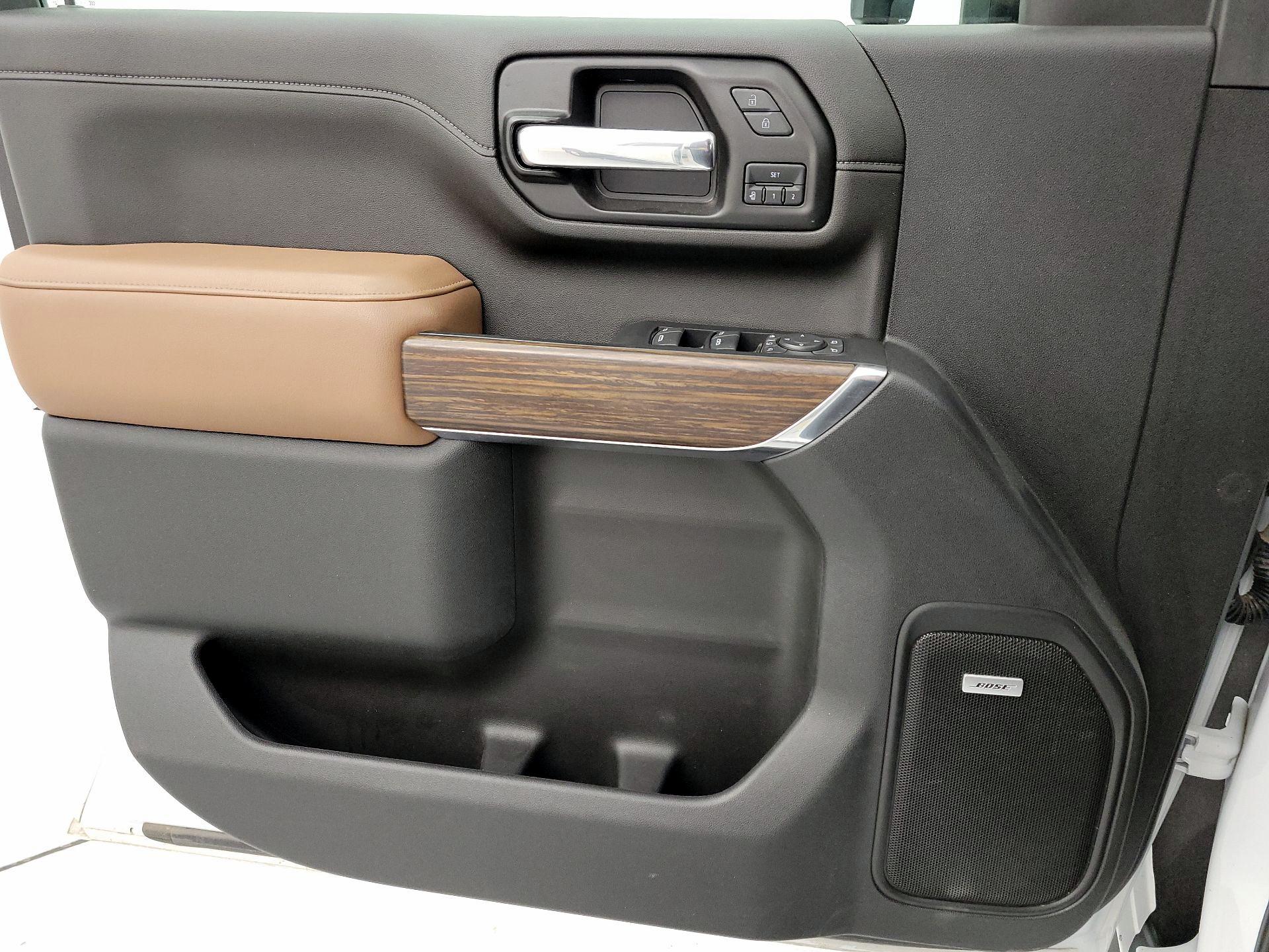 Thumbnail: 2022 Chevrolet Silverado 3500 - 12