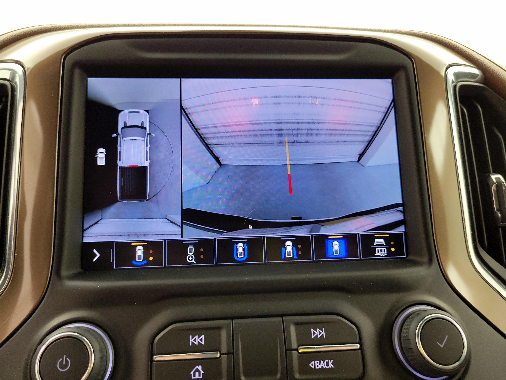 Thumbnail: 2022 Chevrolet Silverado 3500 - 15