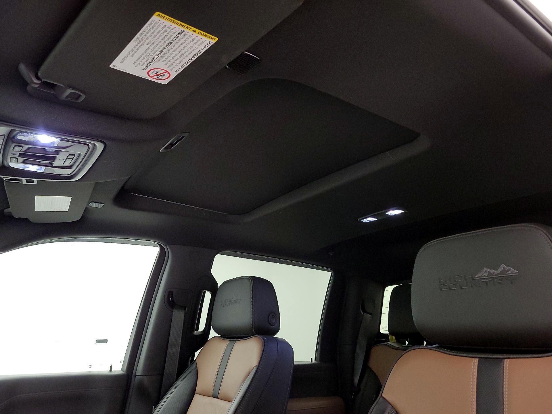 Thumbnail: 2022 Chevrolet Silverado 3500 - 20