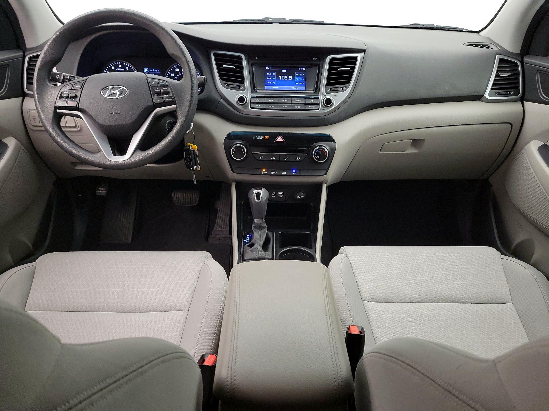 Thumbnail: 2017 Hyundai Tucson - 9