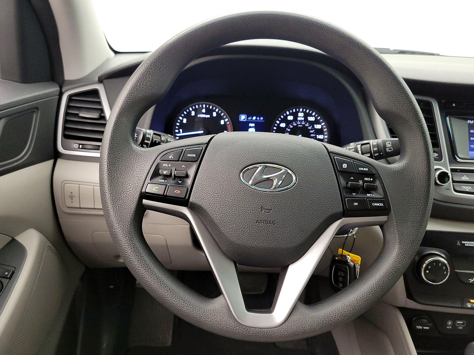 Thumbnail: 2017 Hyundai Tucson - 10