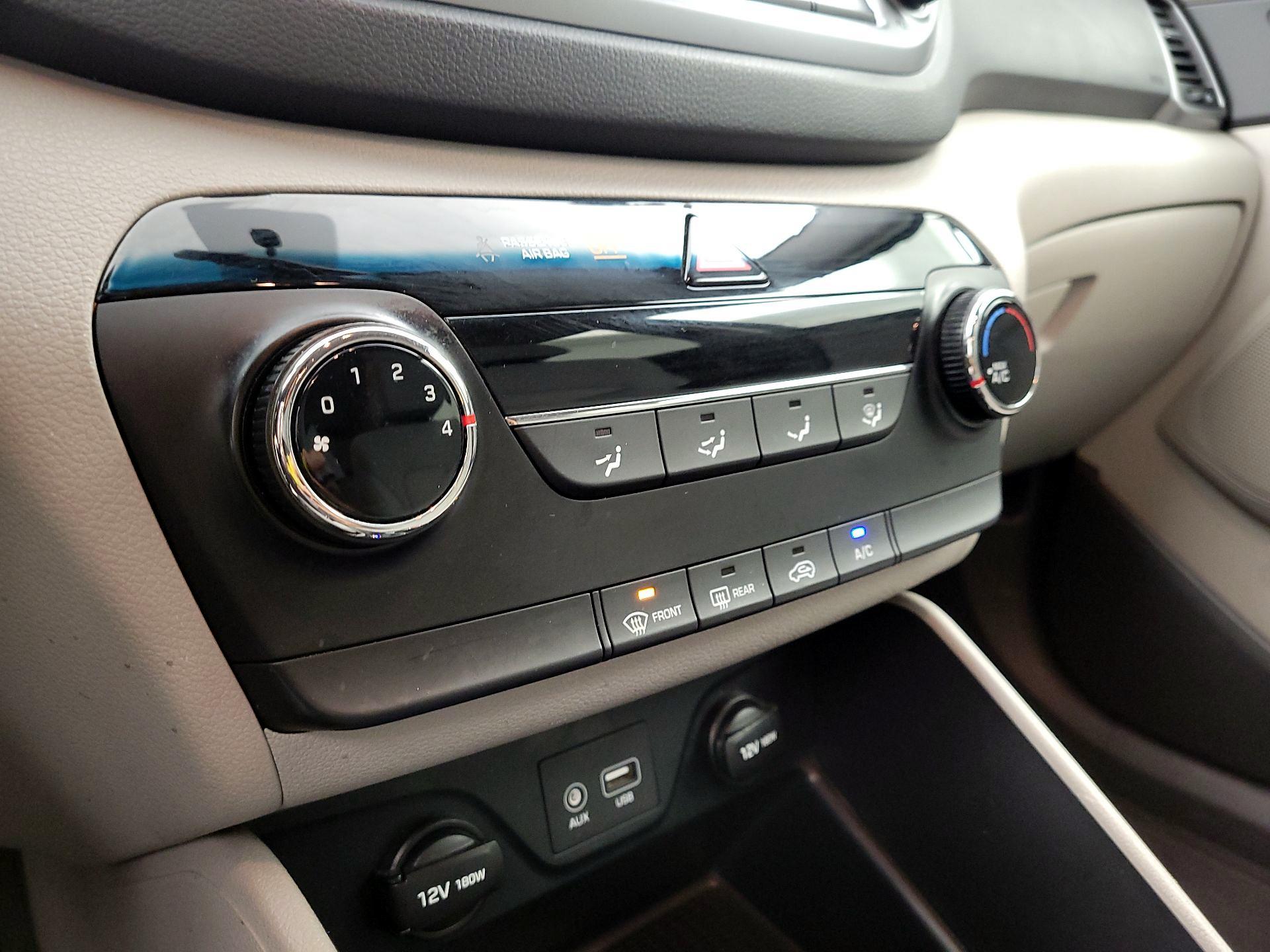 Thumbnail: 2017 Hyundai Tucson - 16