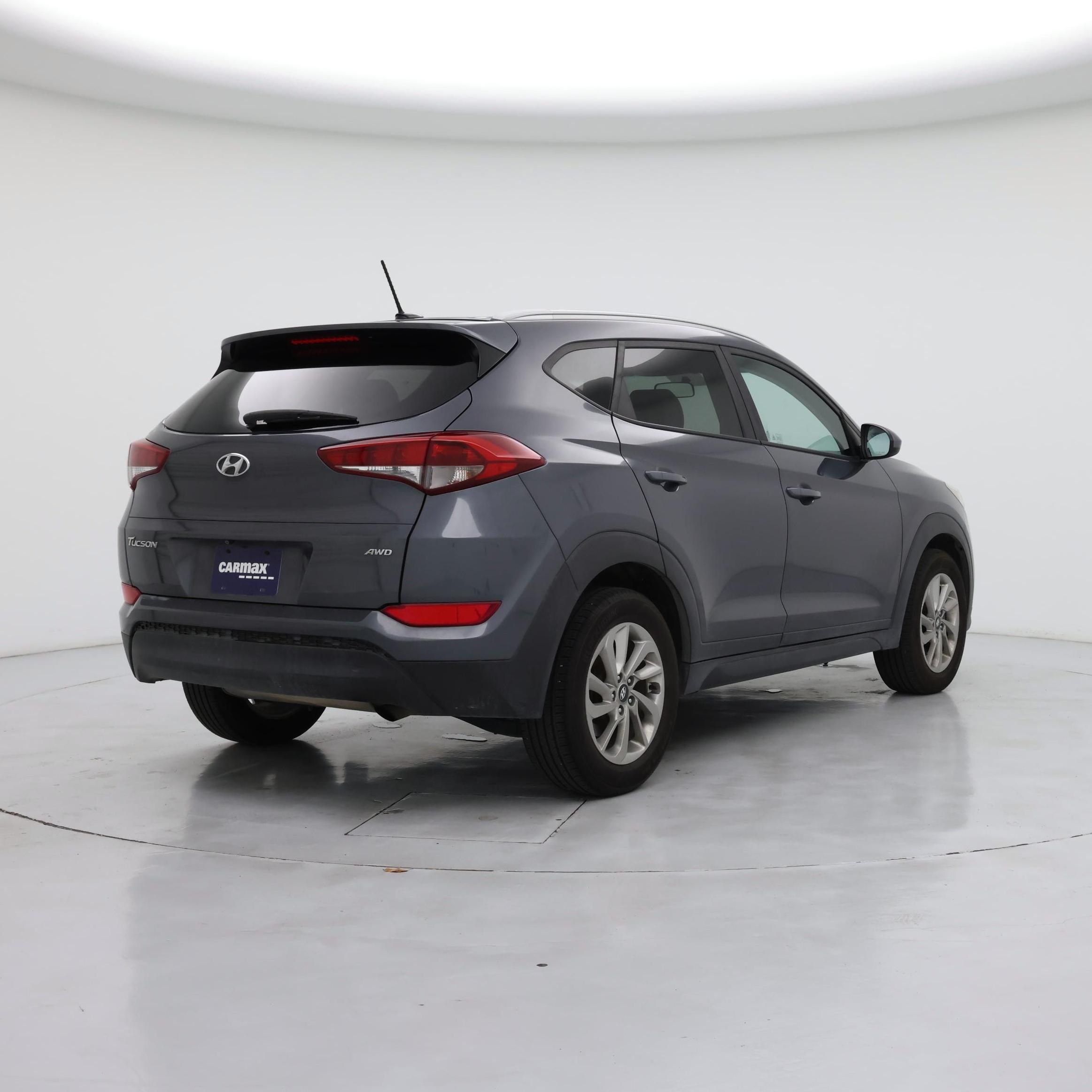 Thumbnail: 2017 Hyundai Tucson - 8