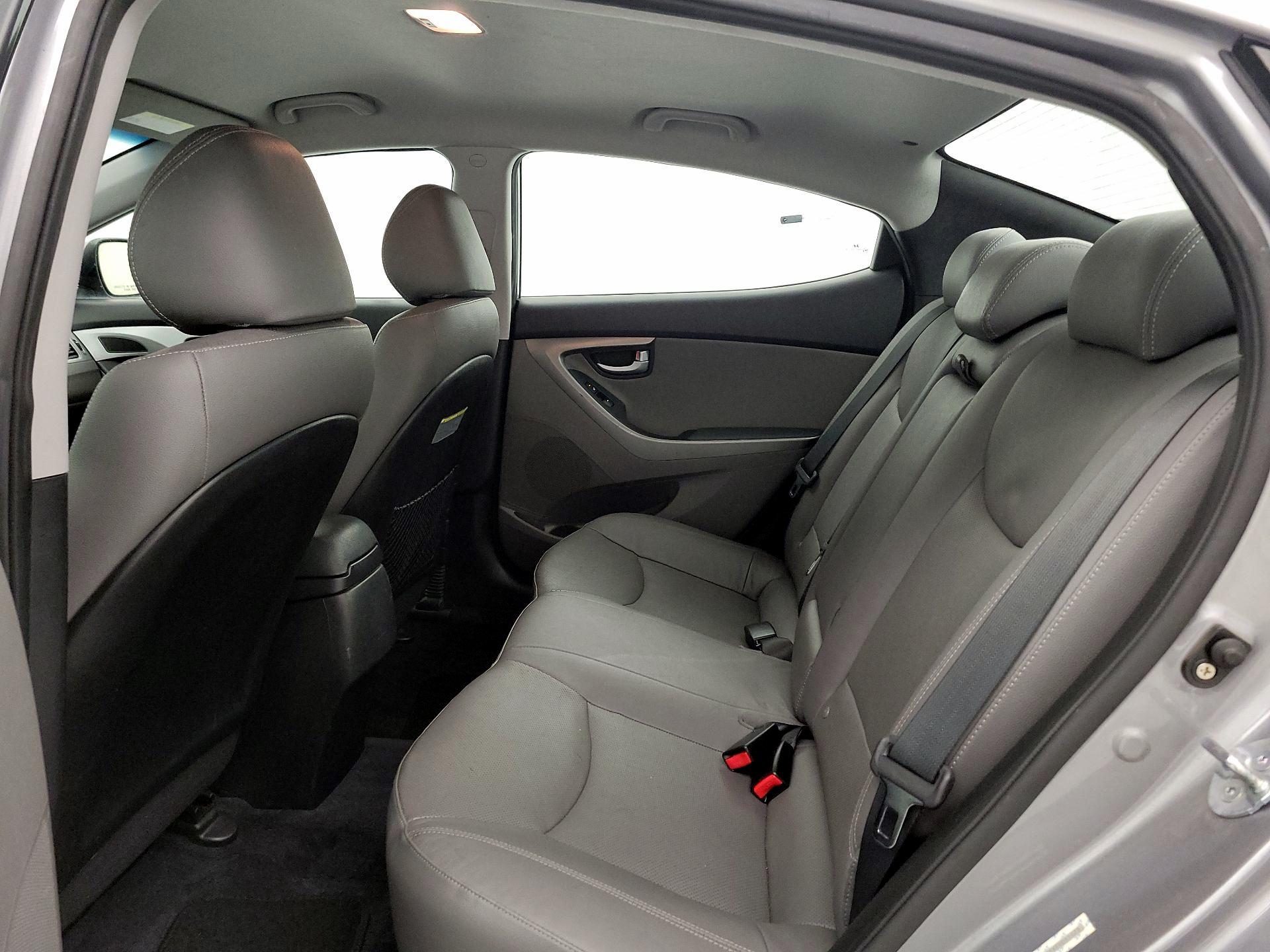 Thumbnail: 2014 Hyundai Elantra - 19