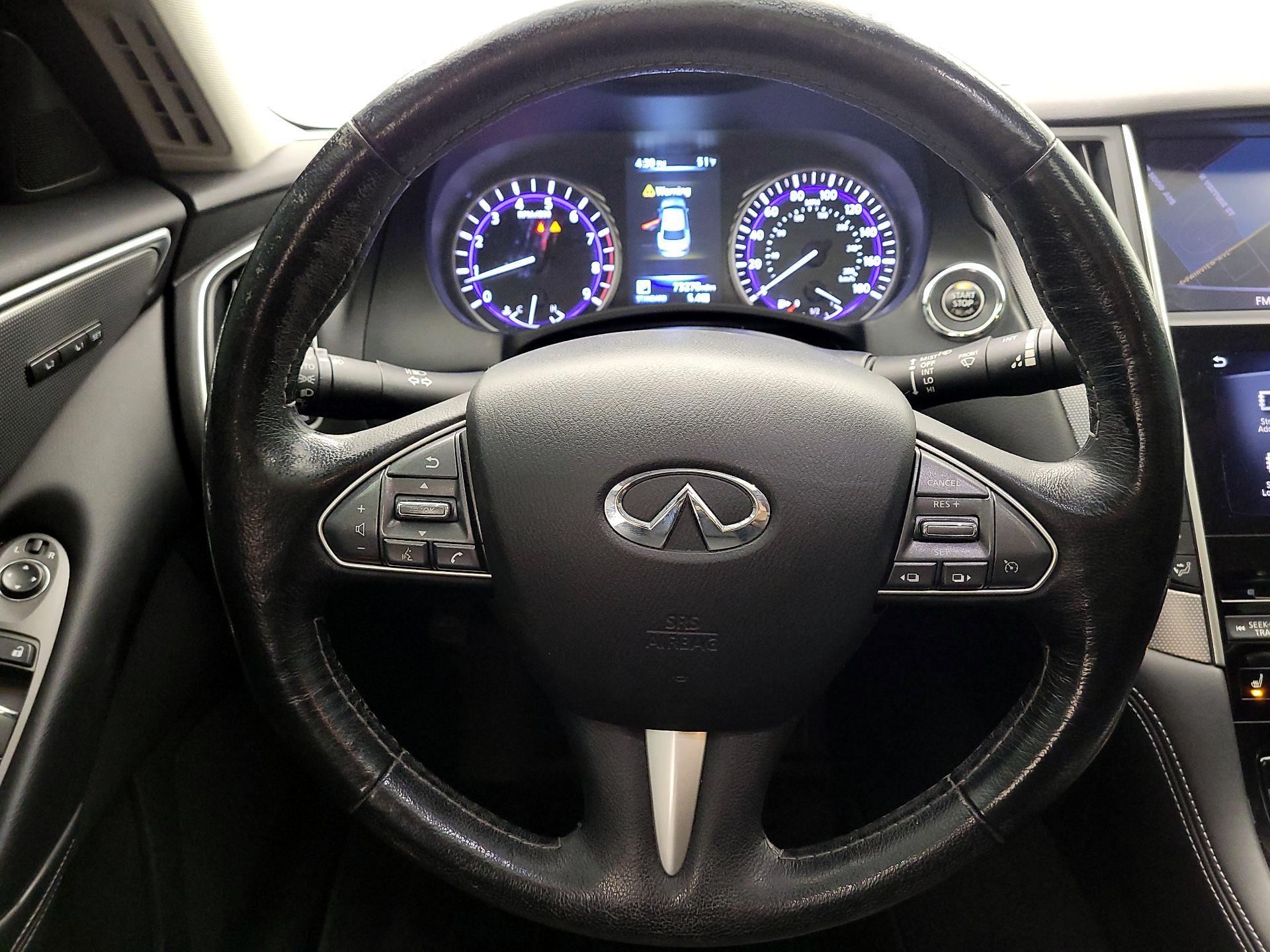 Thumbnail: 2016 INFINITI Q50 - 10