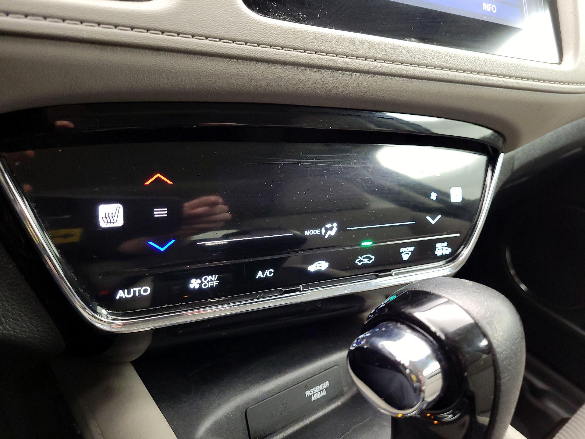 Thumbnail: 2018 Honda HR-V - 16