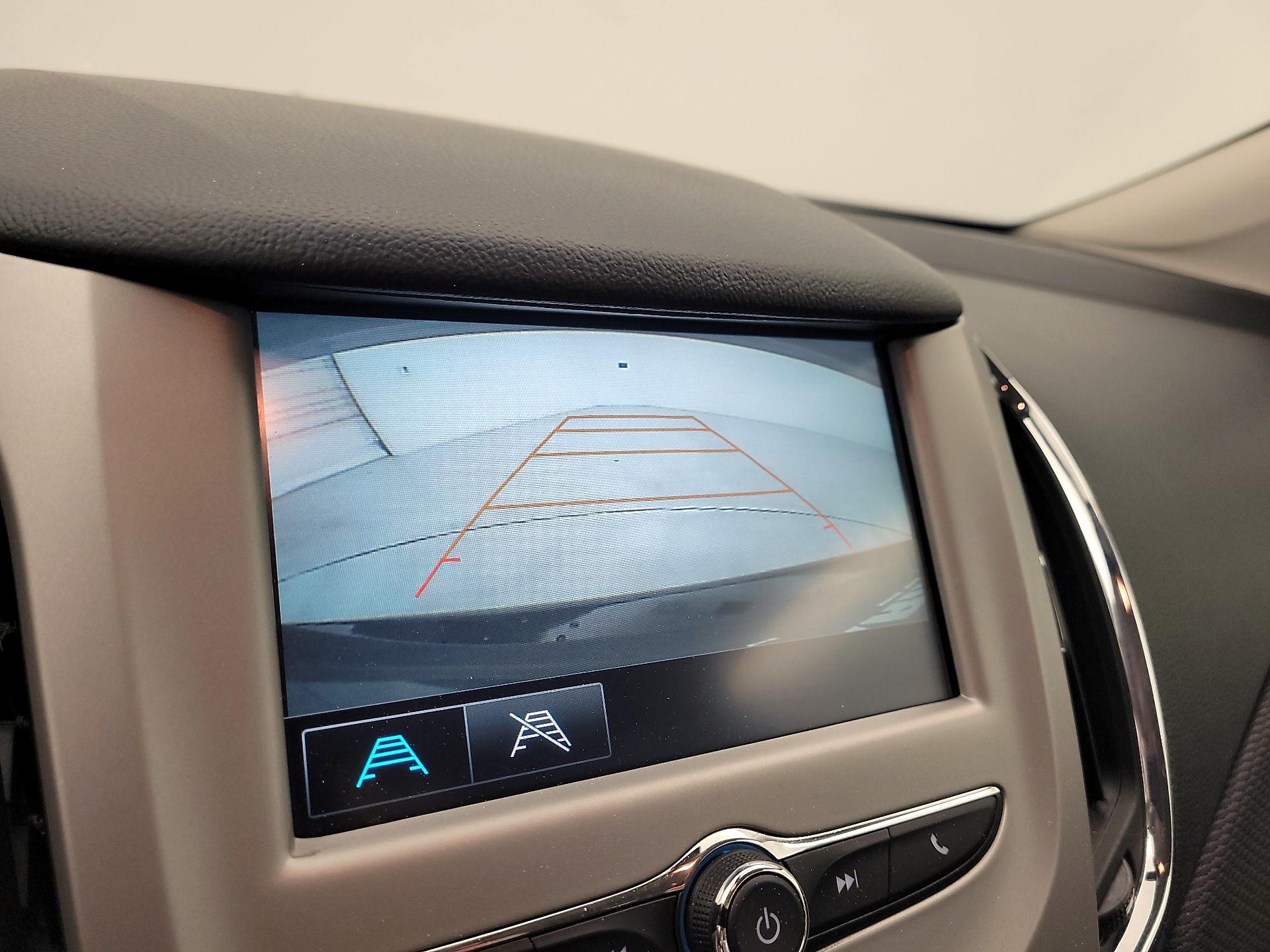 Thumbnail: 2018 Chevrolet Cruze - 14