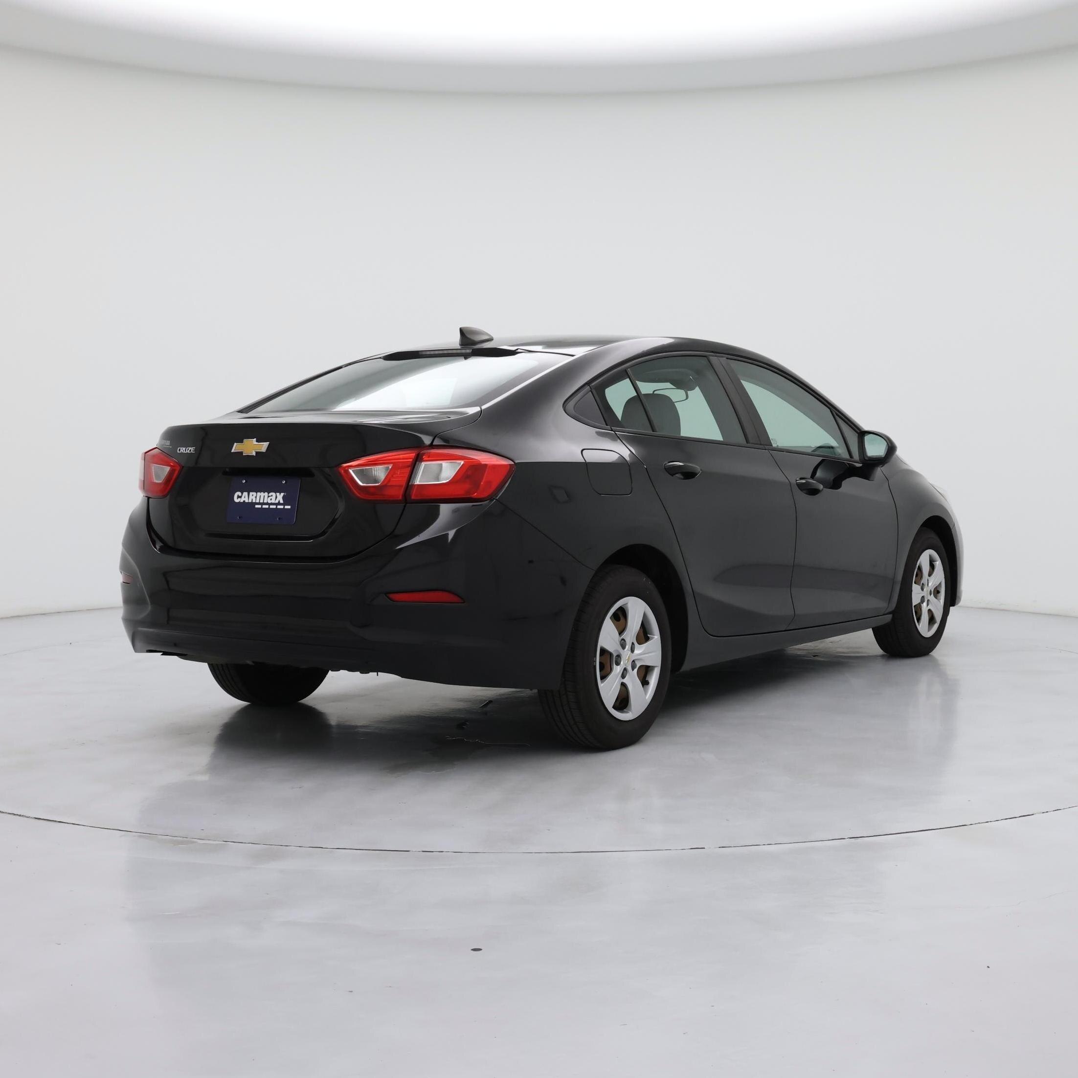 Thumbnail: 2018 Chevrolet Cruze - 8