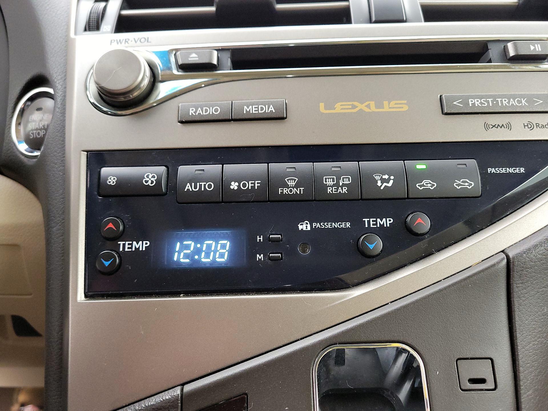 Thumbnail: 2014 Lexus RX - 16