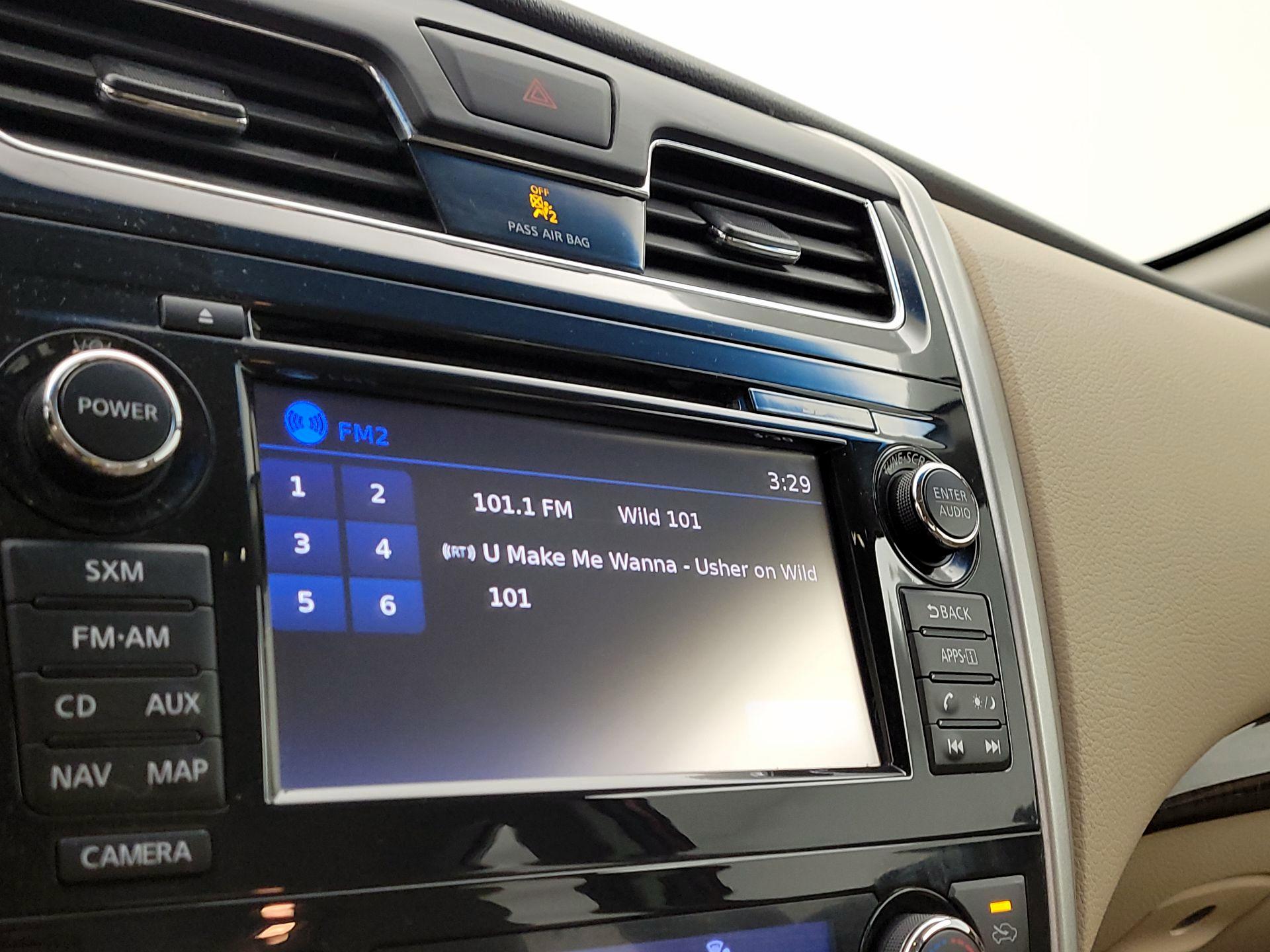 Thumbnail: 2014 Nissan Altima - 16