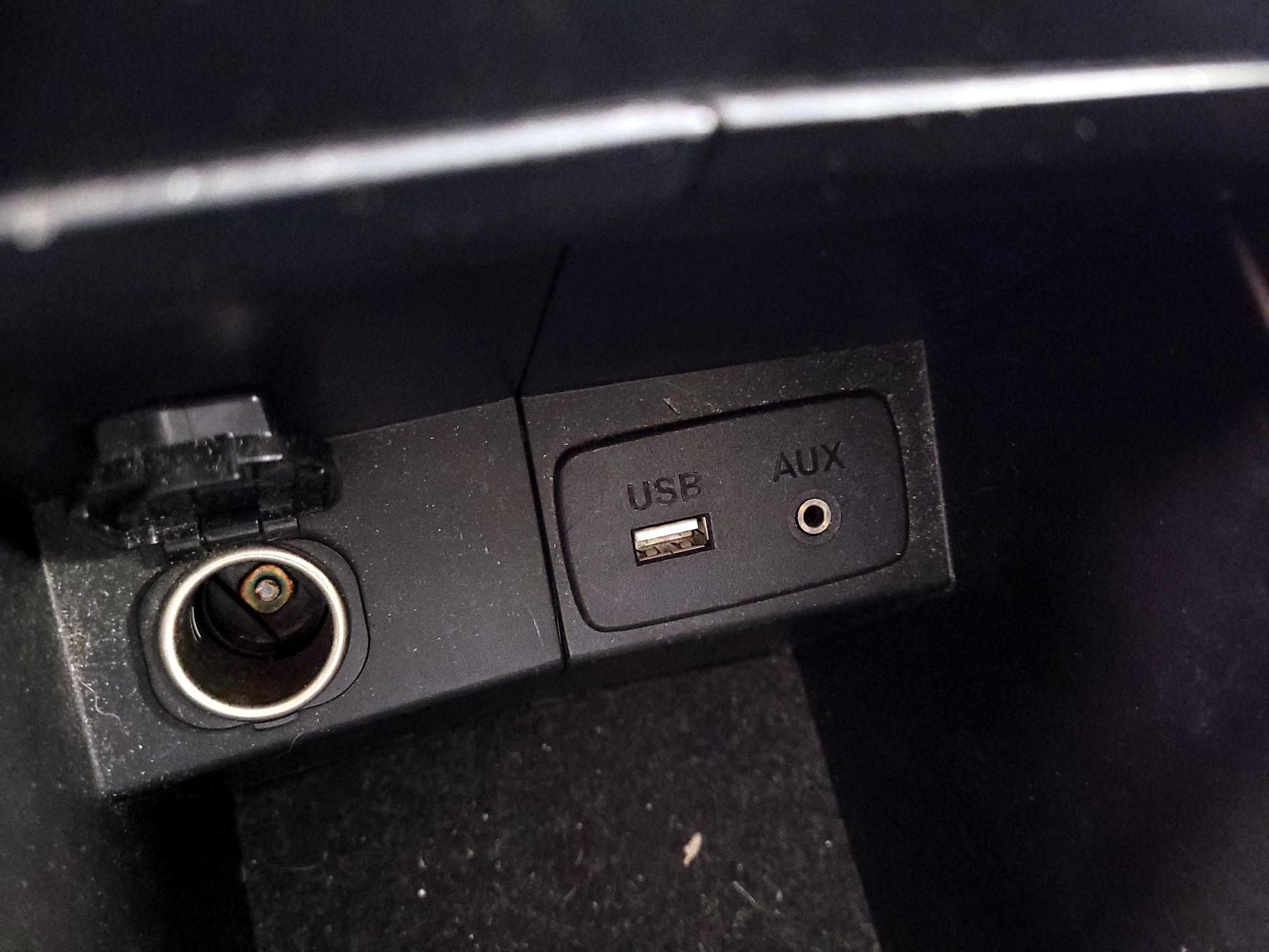 Thumbnail: 2016 Subaru Forester - 18