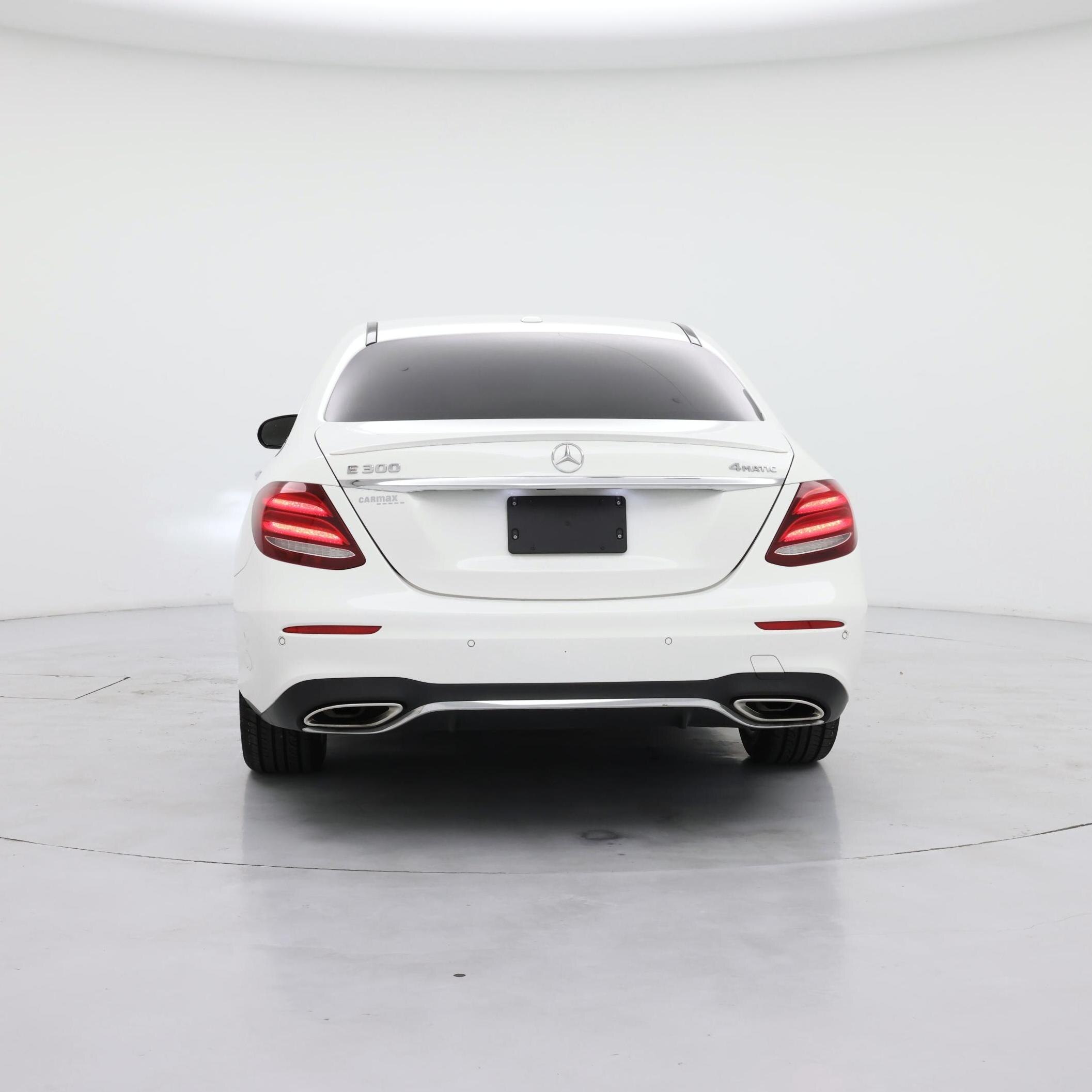 Thumbnail: 2017 Mercedes-Benz E-Class - 6