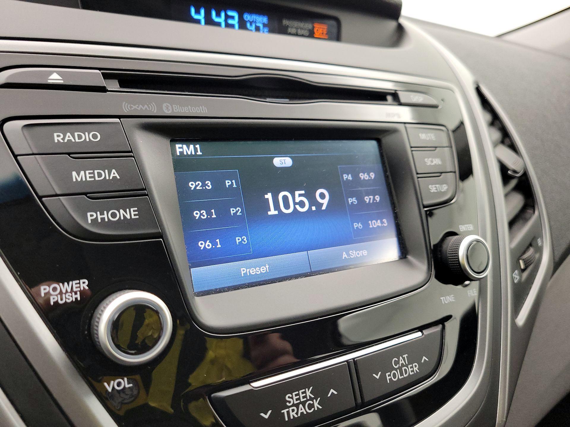 Thumbnail: 2015 Hyundai Elantra - 15