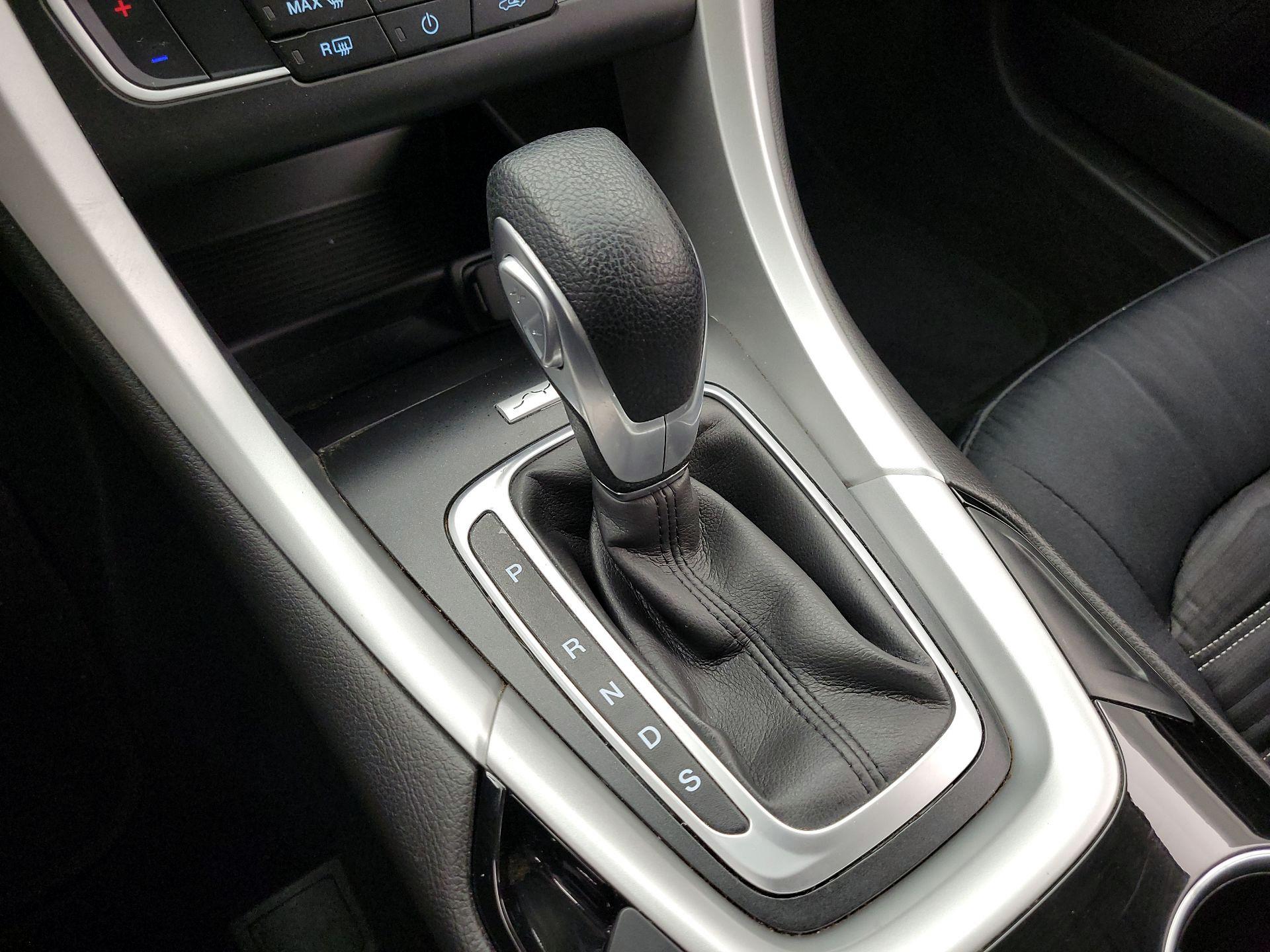 Thumbnail: 2016 Ford Fusion - 17